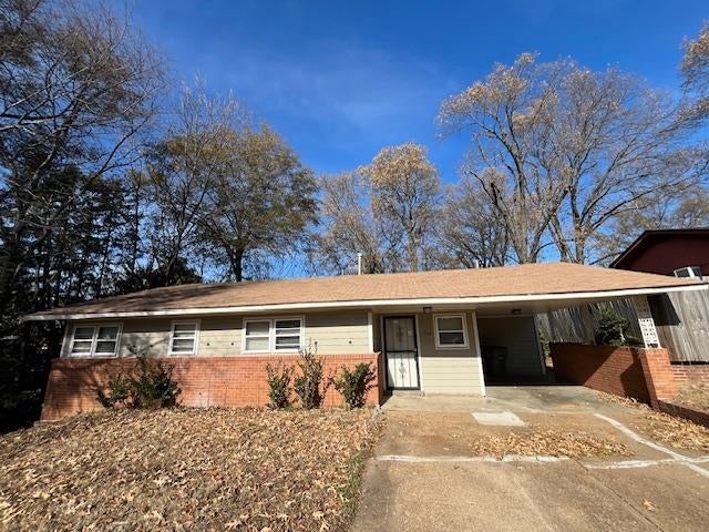 1304 Carol Dr — photo