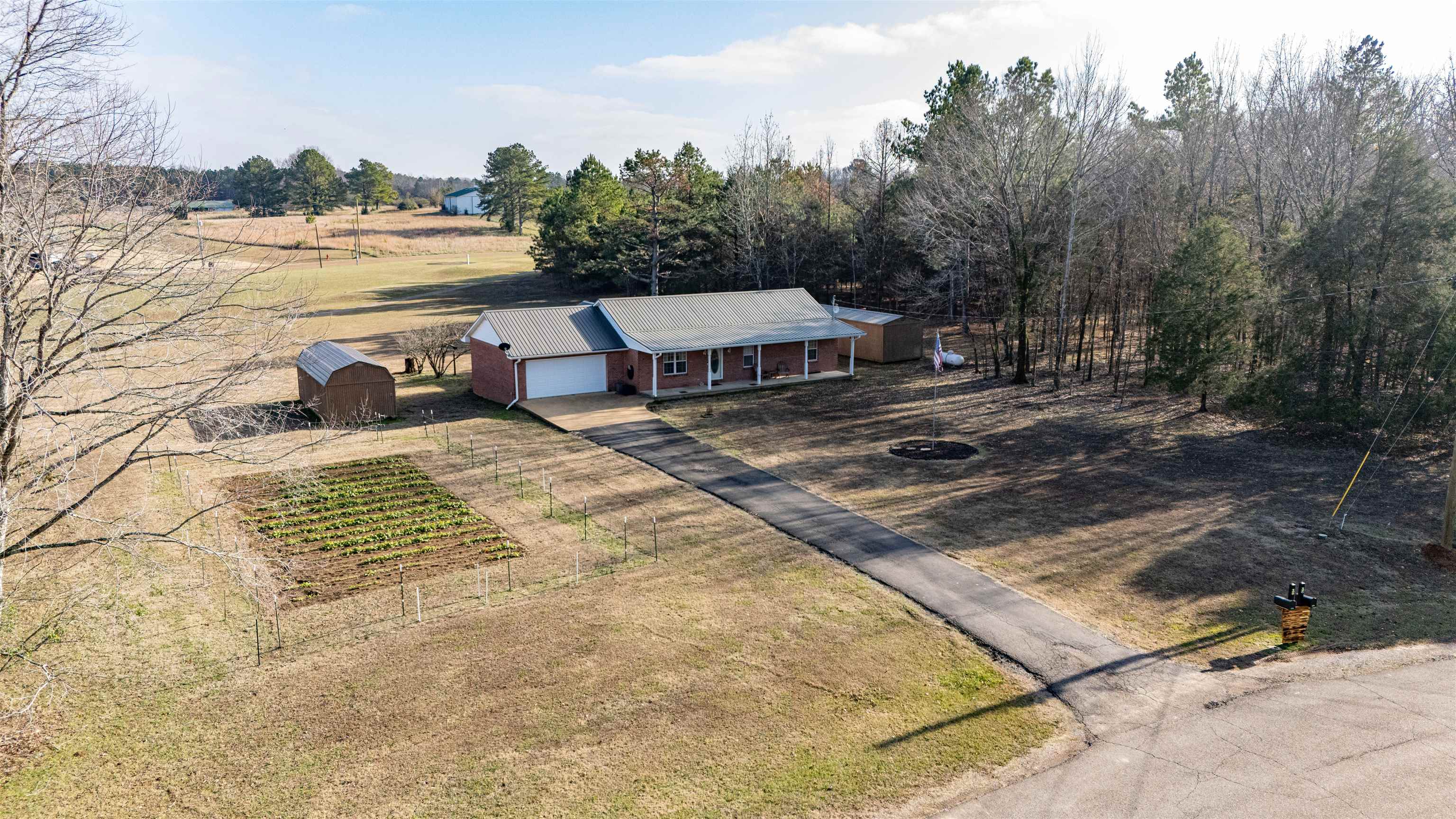 120 Welcome Ussery Dr — photo