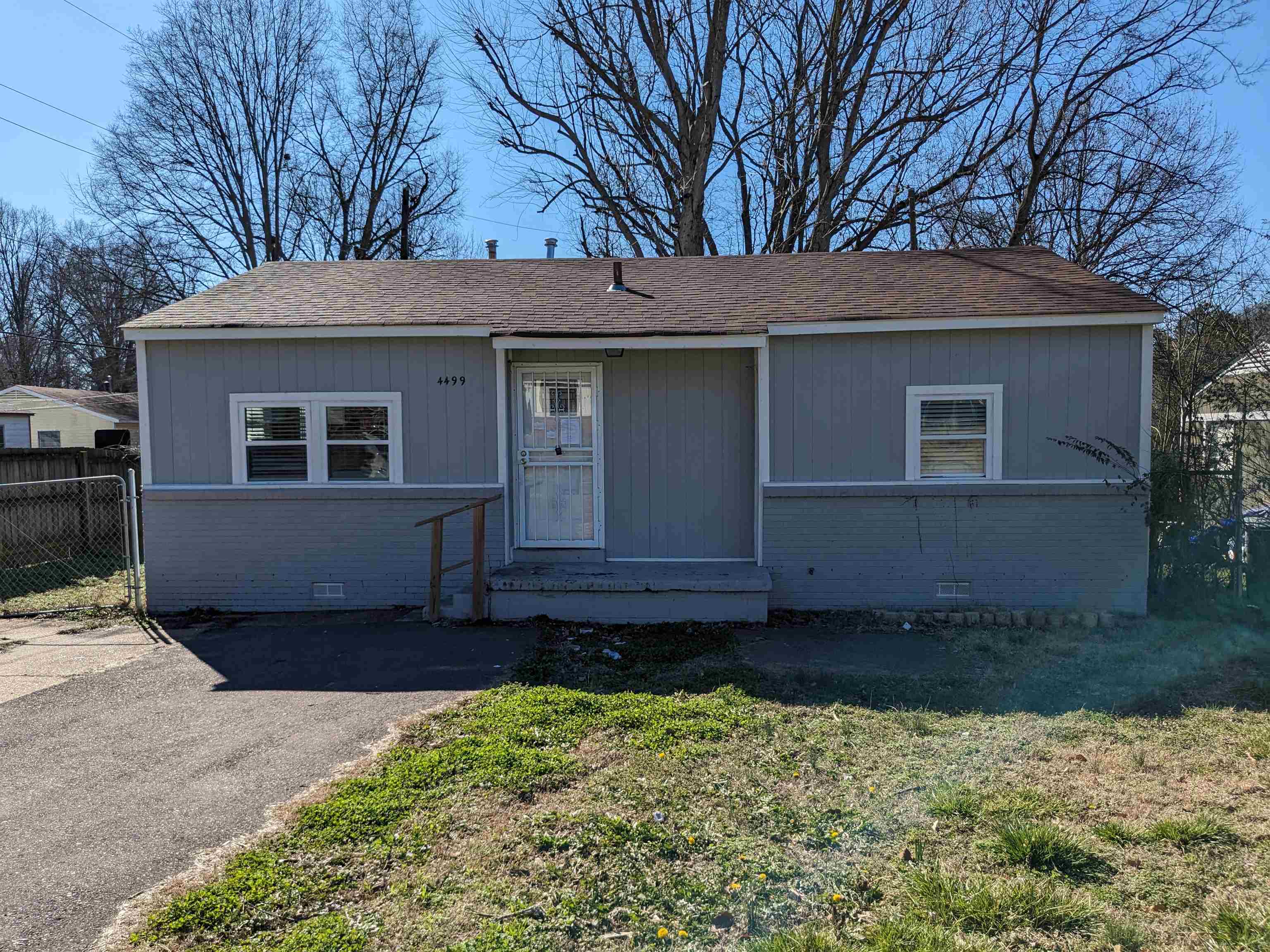4499 Range Line Rd — photo
