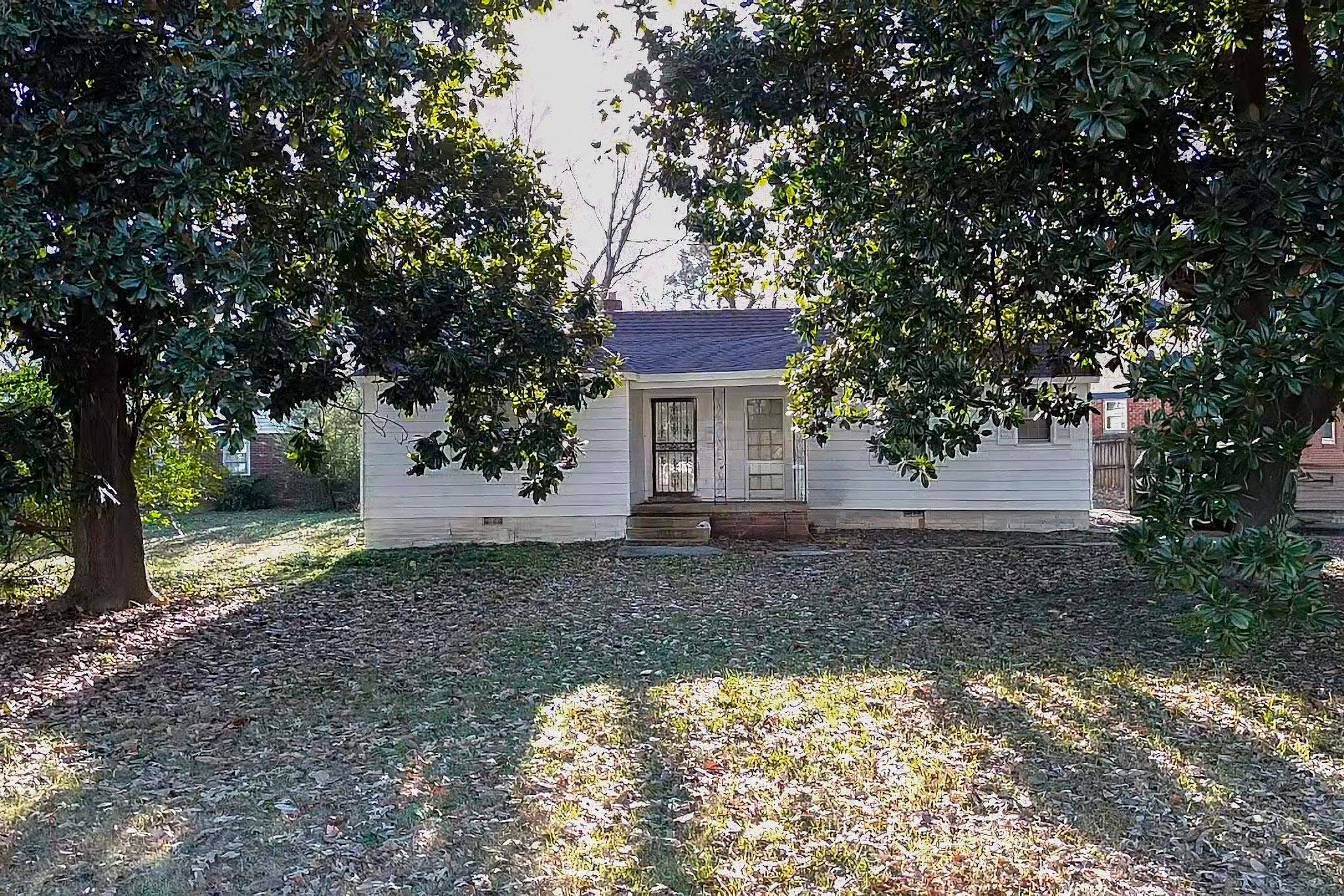 3803 Rhodes Ave — photo