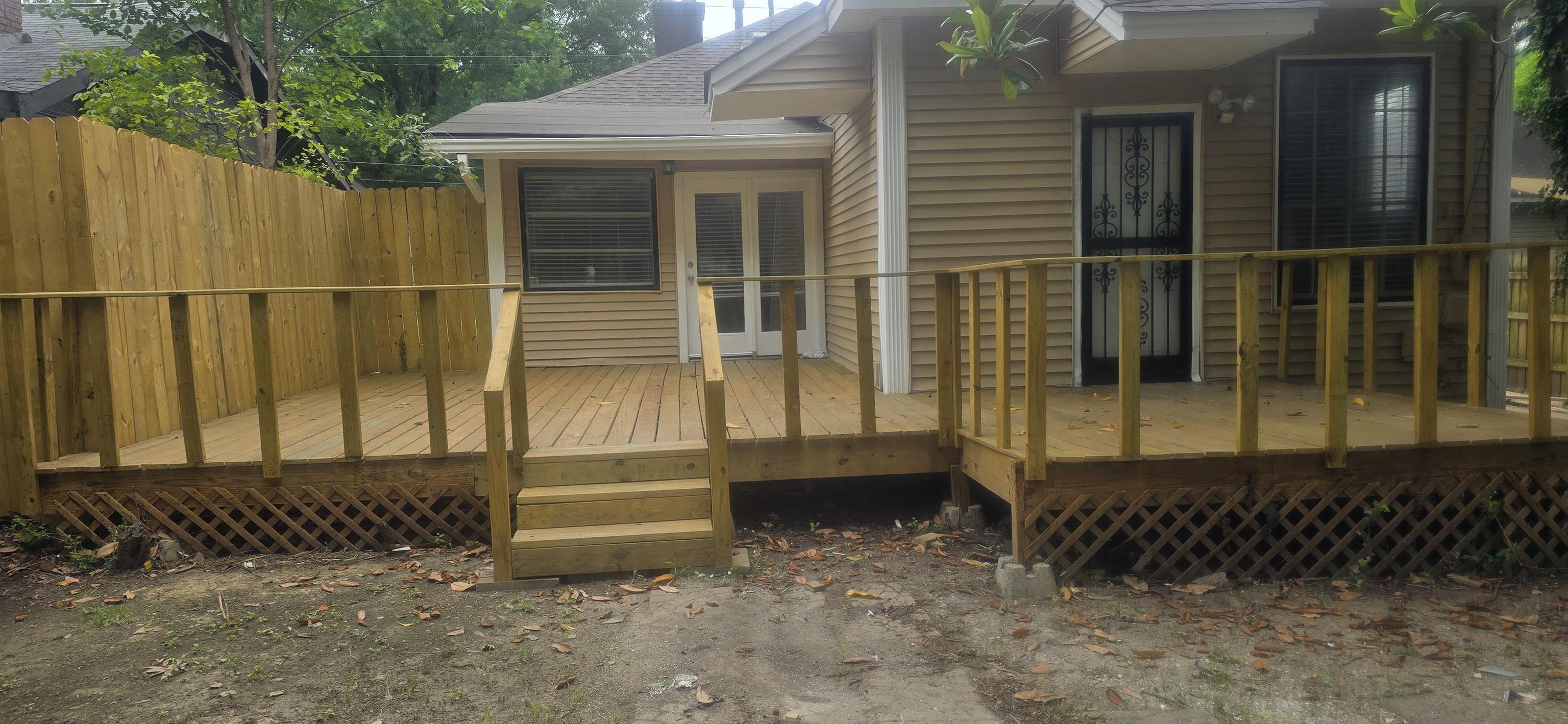 2311 York Ave — photo