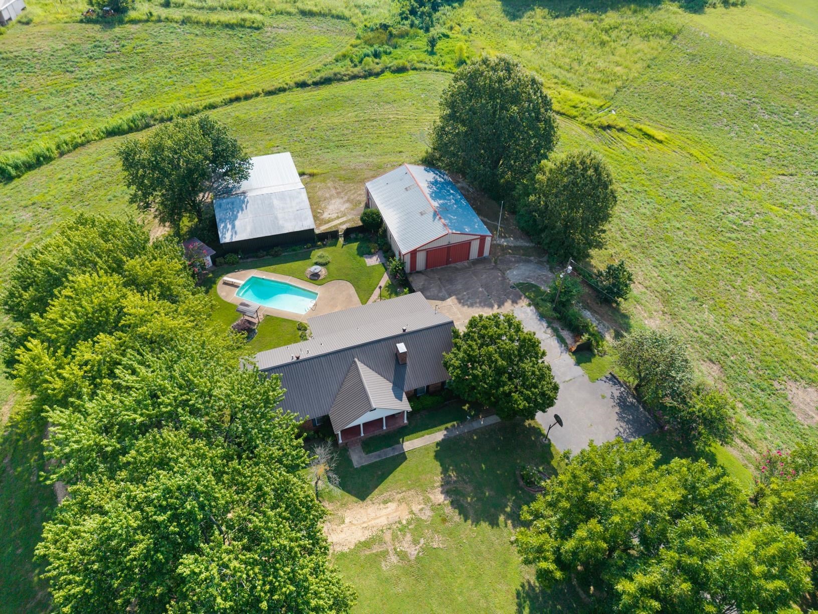 2930 Indian Creek Rd — photo