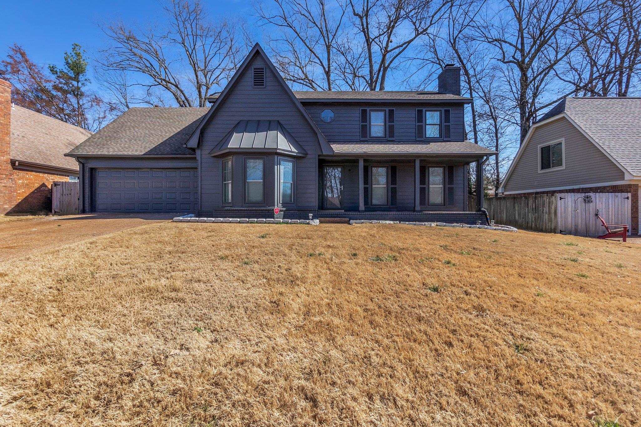 2744 Surrey Park Dr — photo