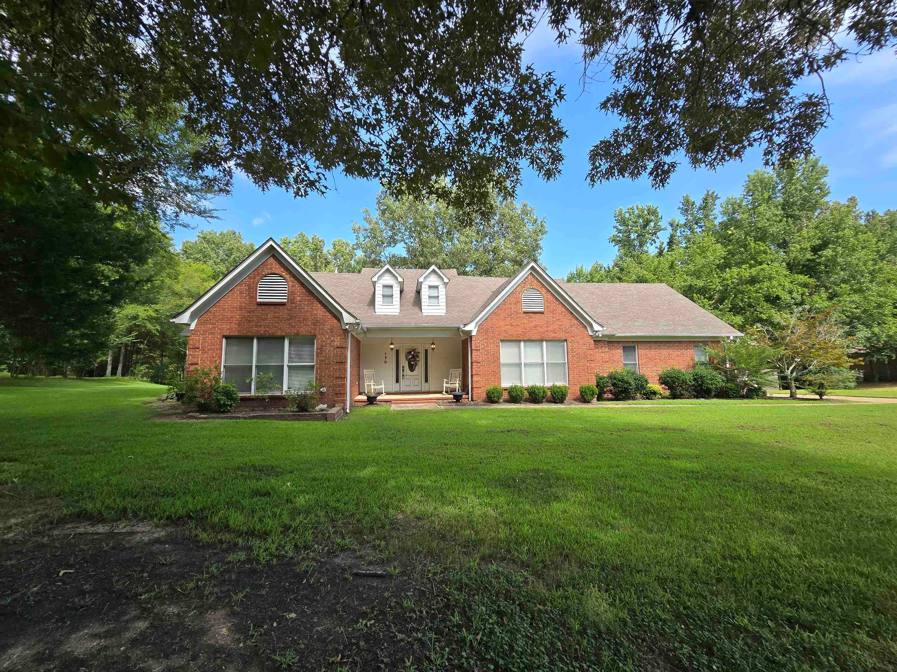 170 Casey Dr — photo