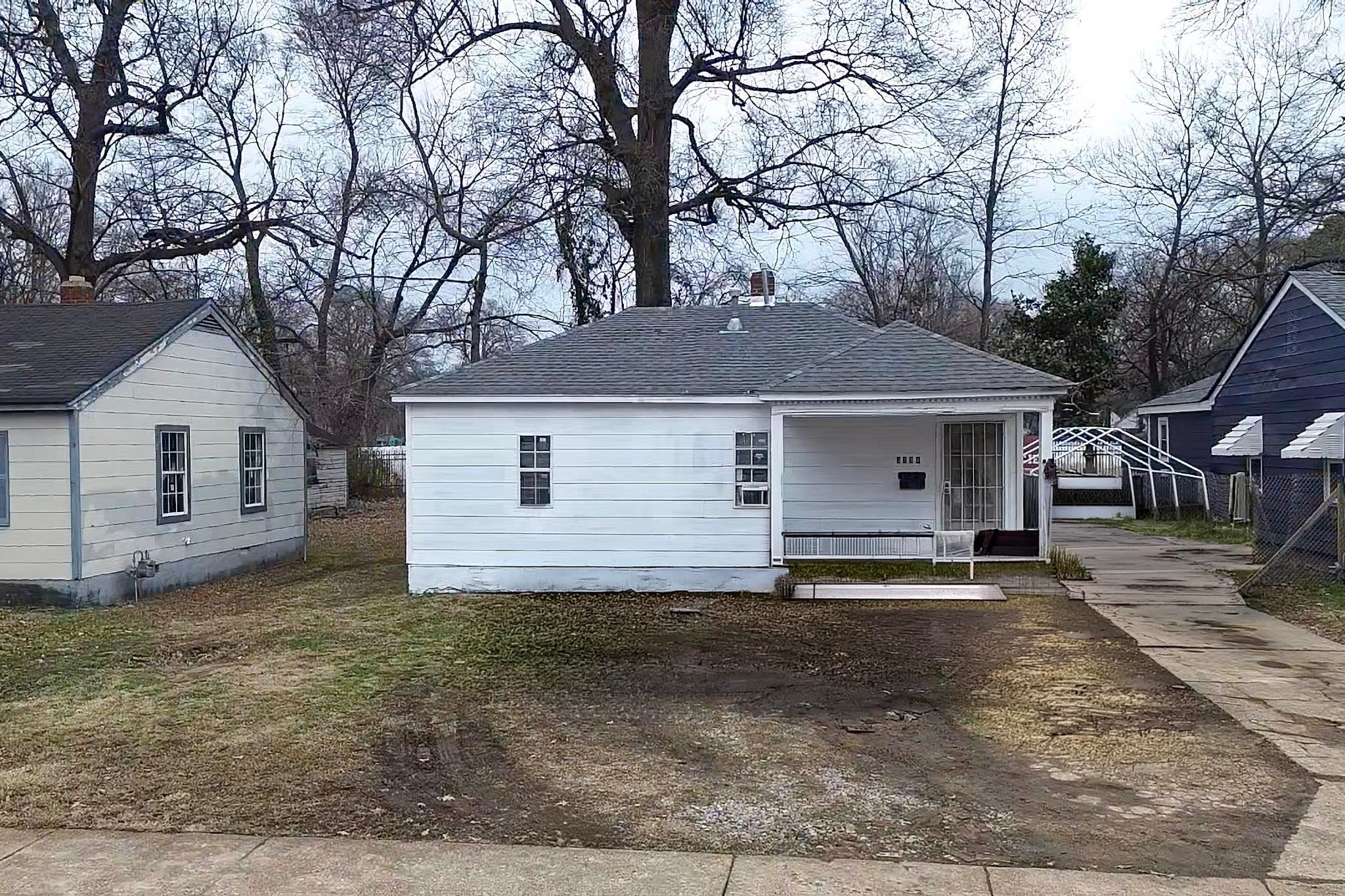 3734 Townes Ave — photo