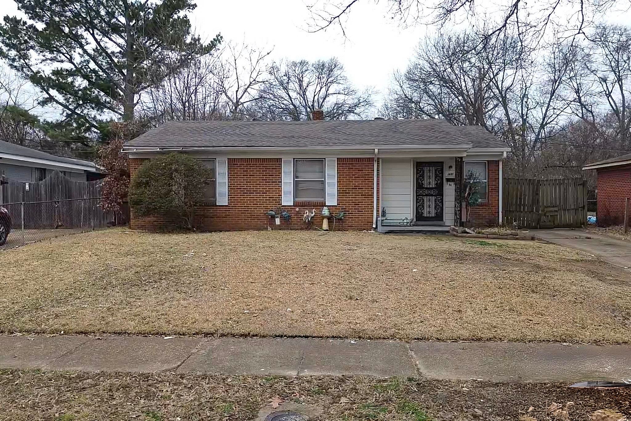 1481 Stacey St — photo
