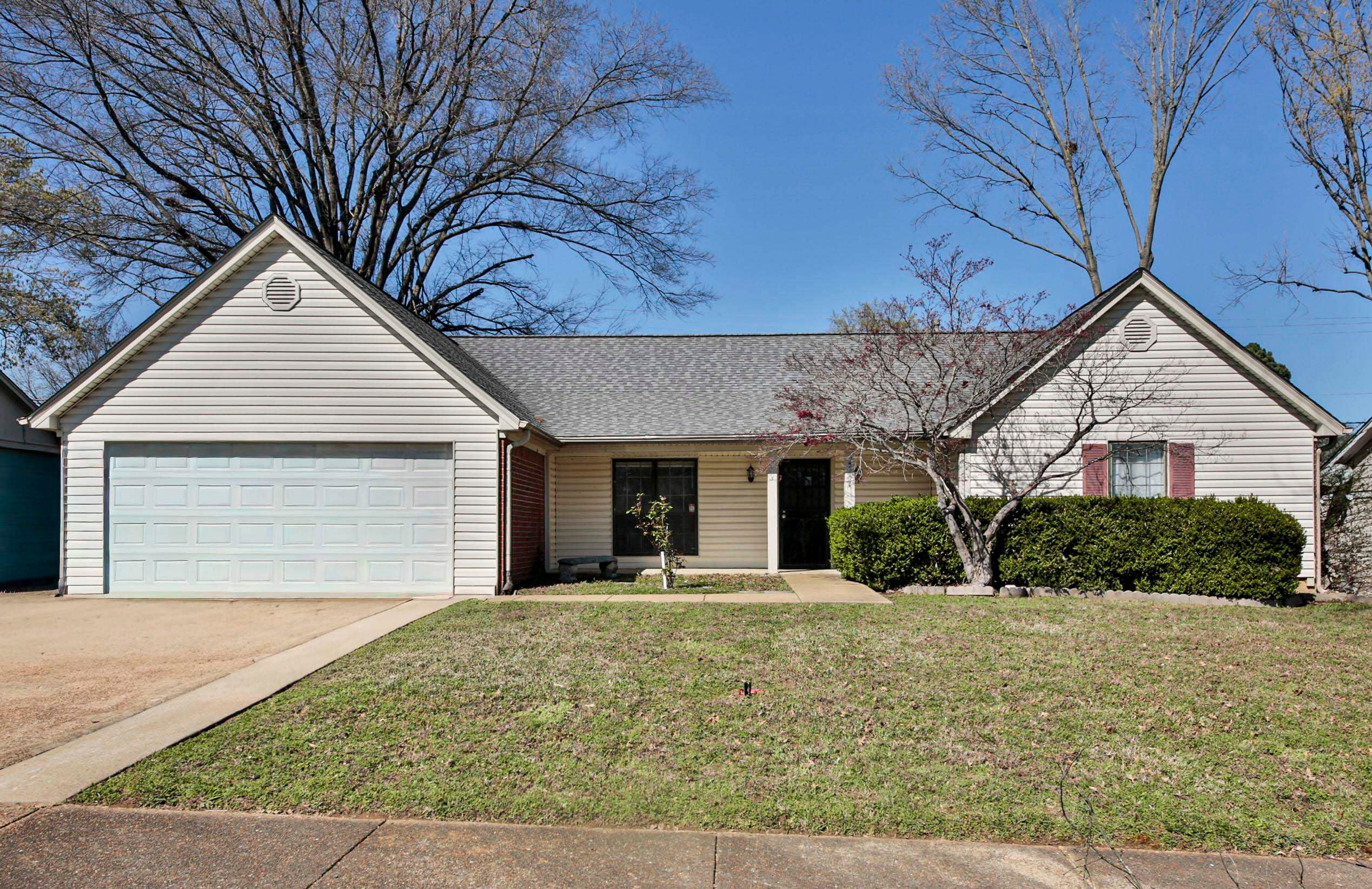 6388 Briergate Dr — photo