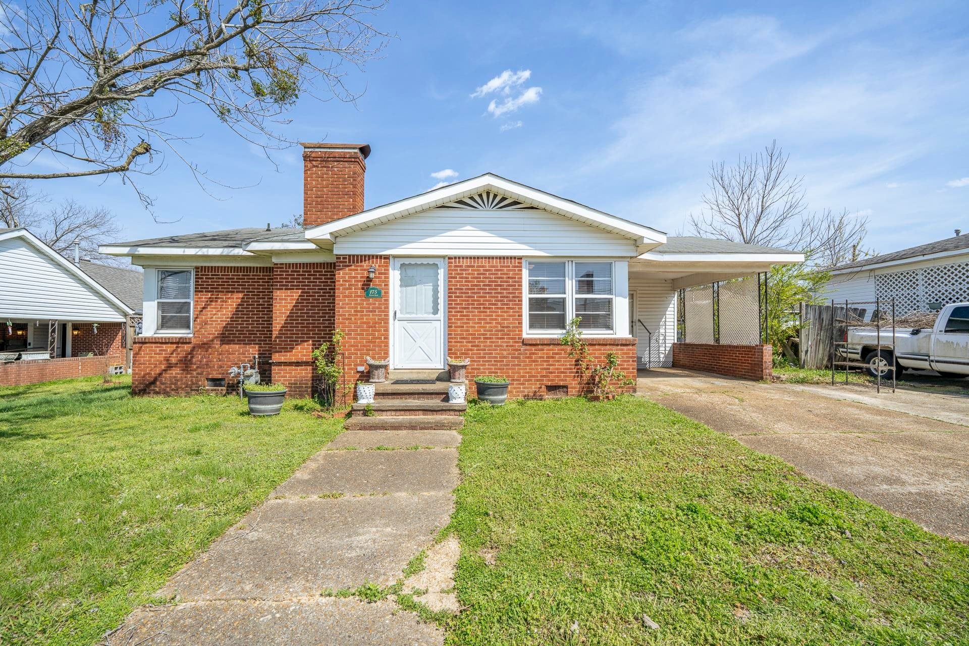 175 Florence Rd — photo