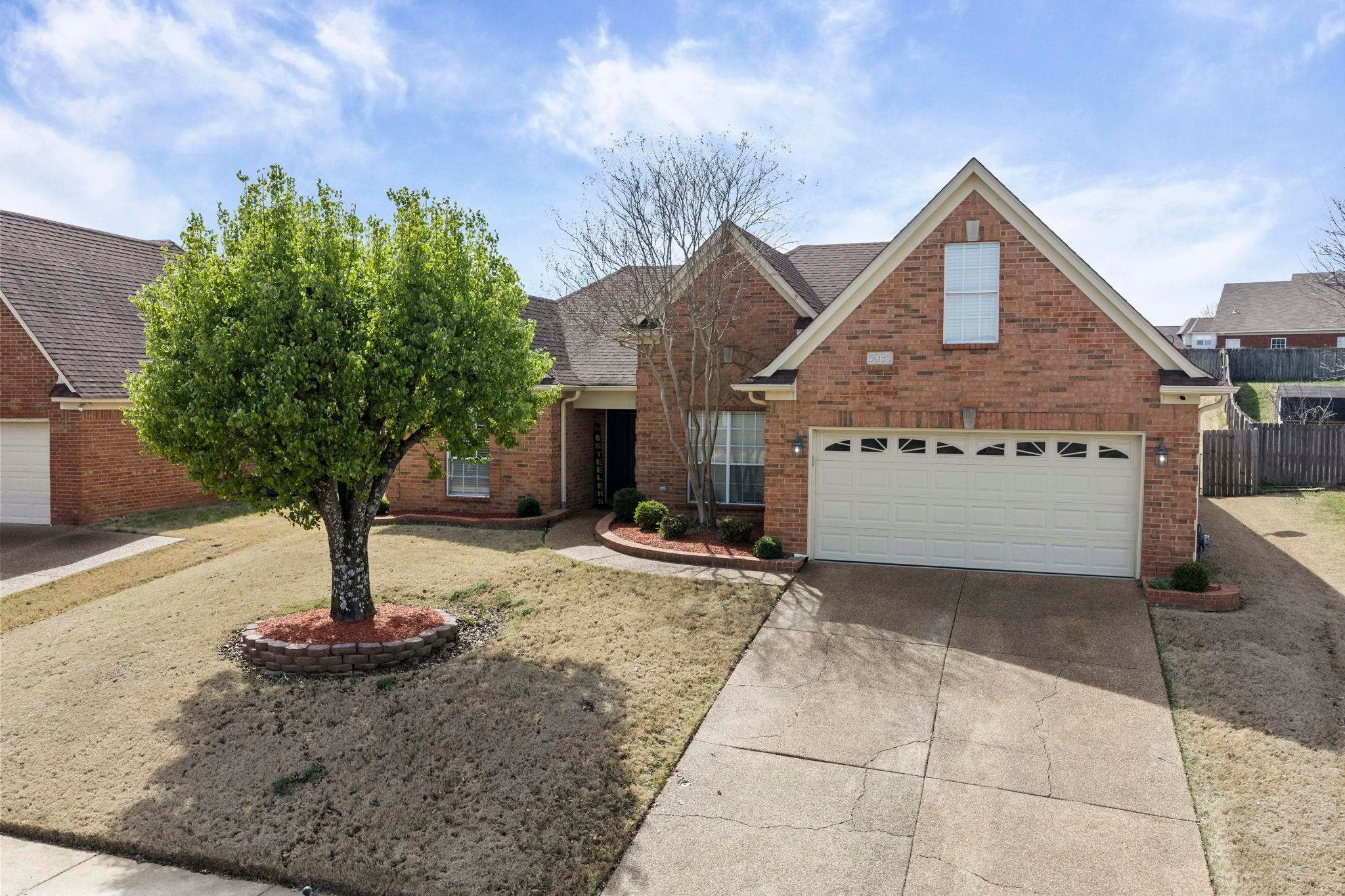 5035 Wolfchase Farms Pky — photo