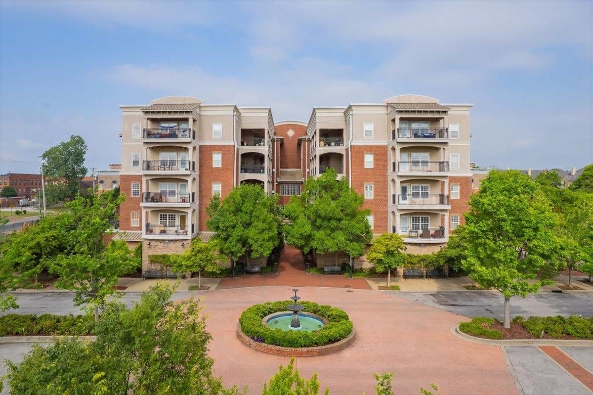 665 Tennessee St 306 — photo
