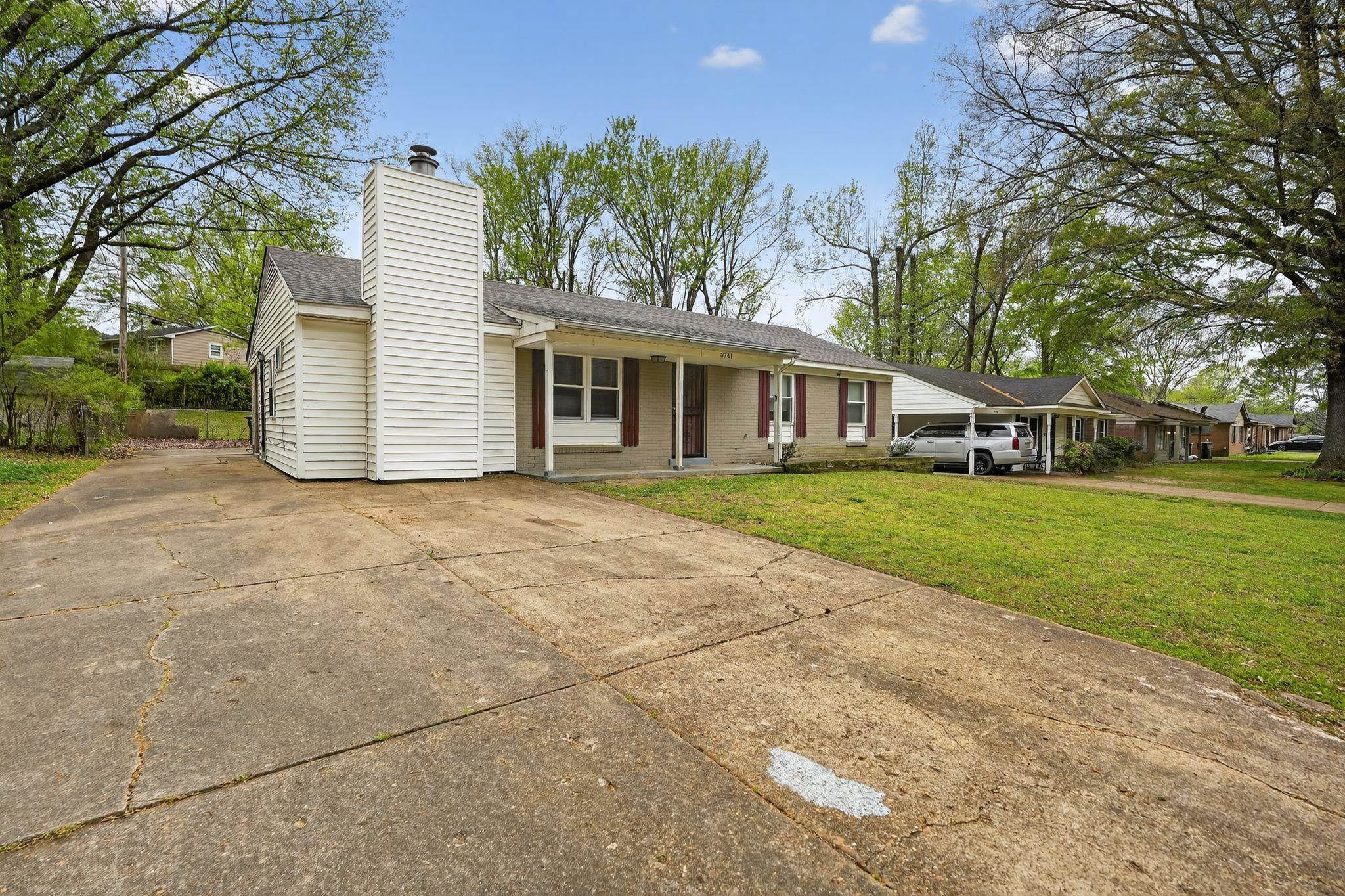 3741 RIDGEMONT RD, Memphis, TN 38128 — photo 2