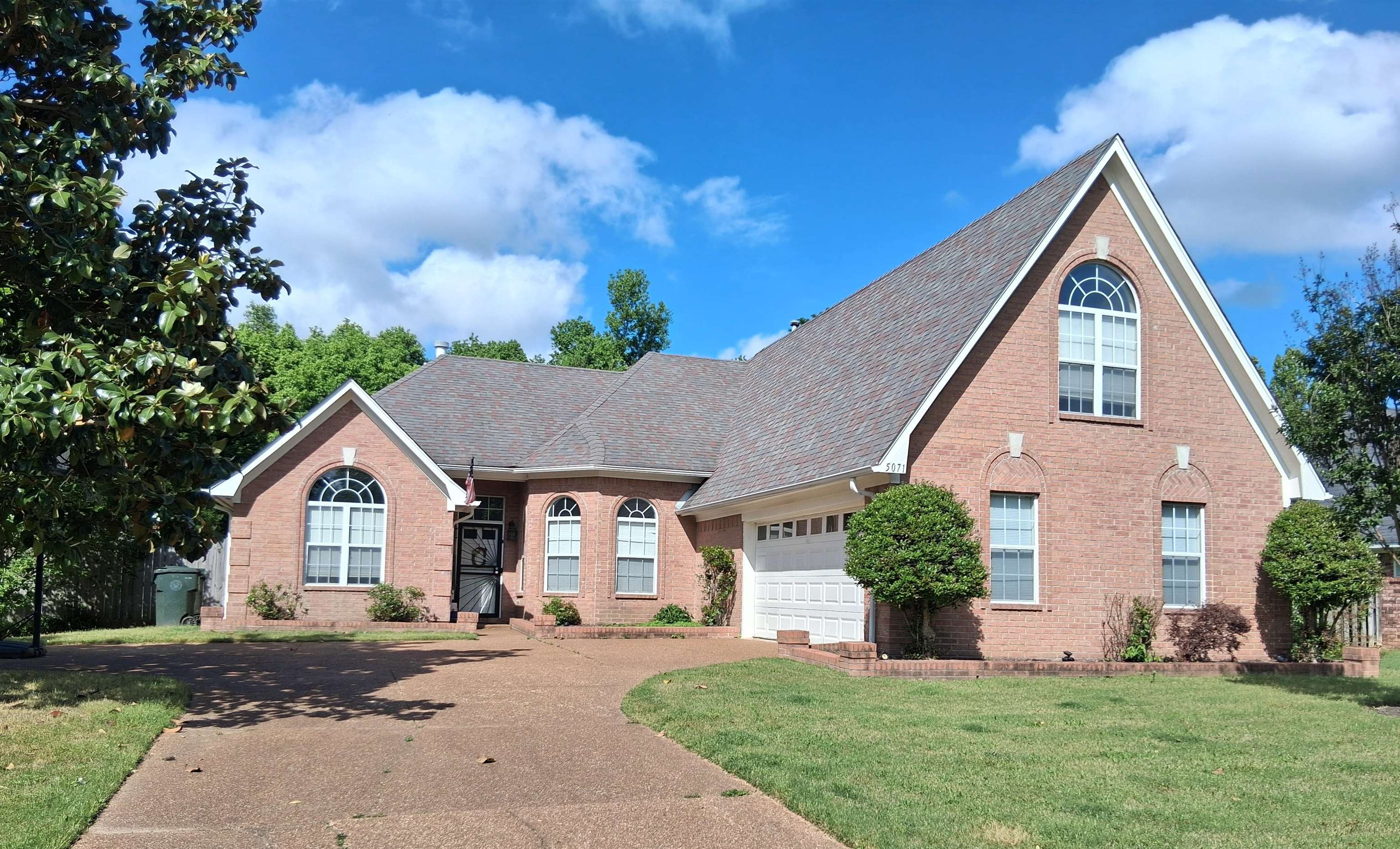 5071 Jeffrey Keith Dr — photo