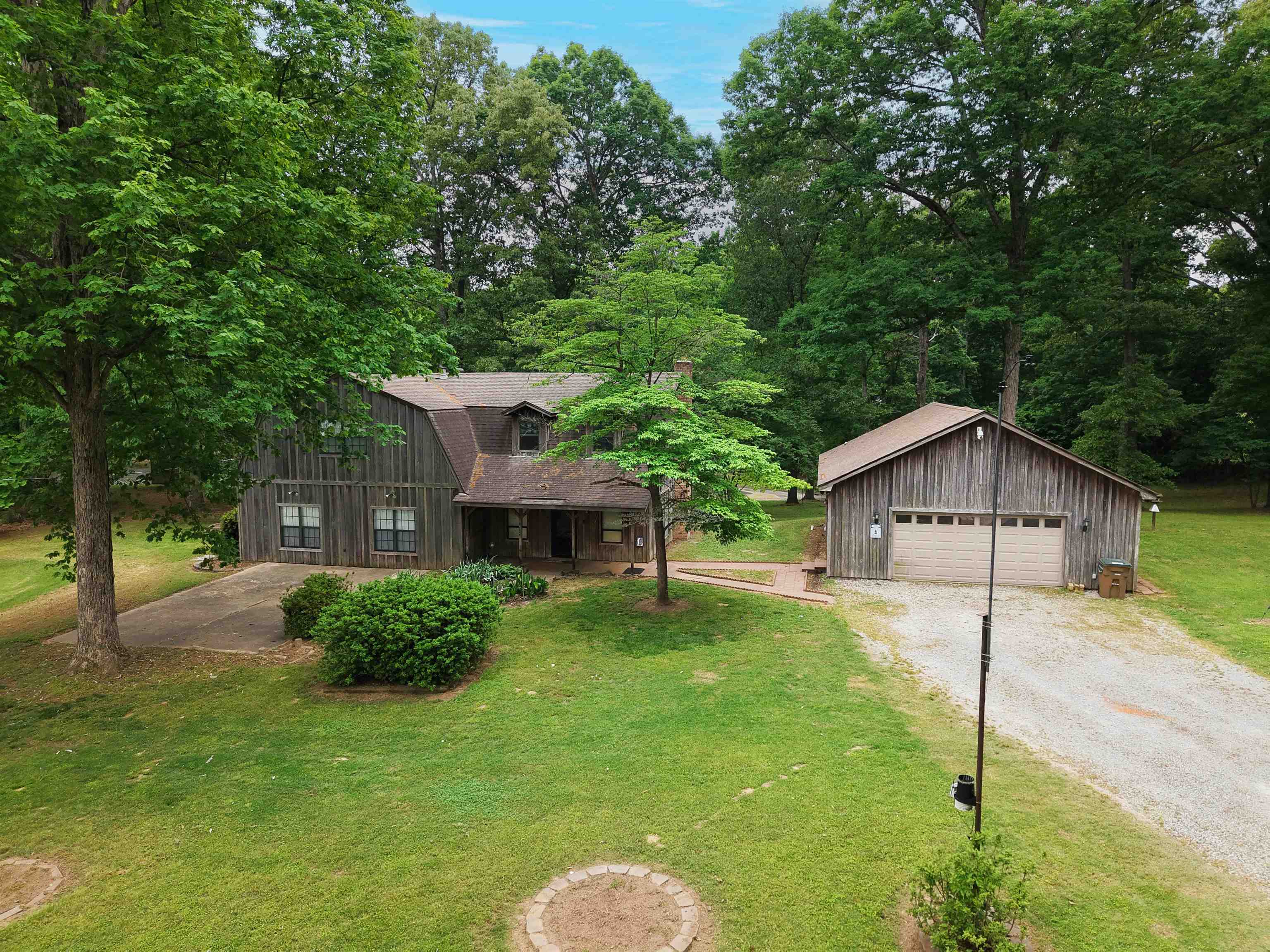 1120 McFadden Dr — photo