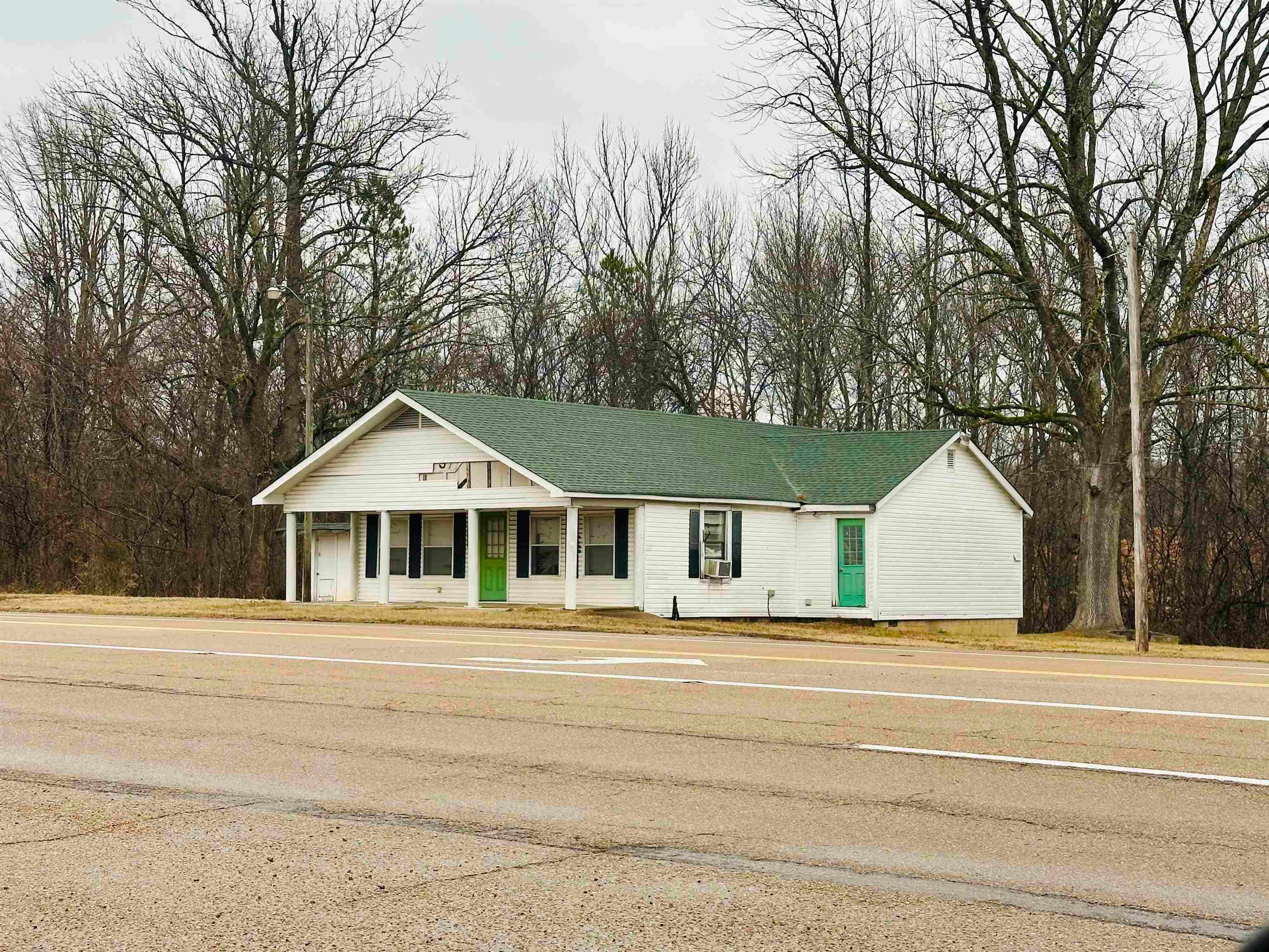 6052 US-45 Hwy — photo