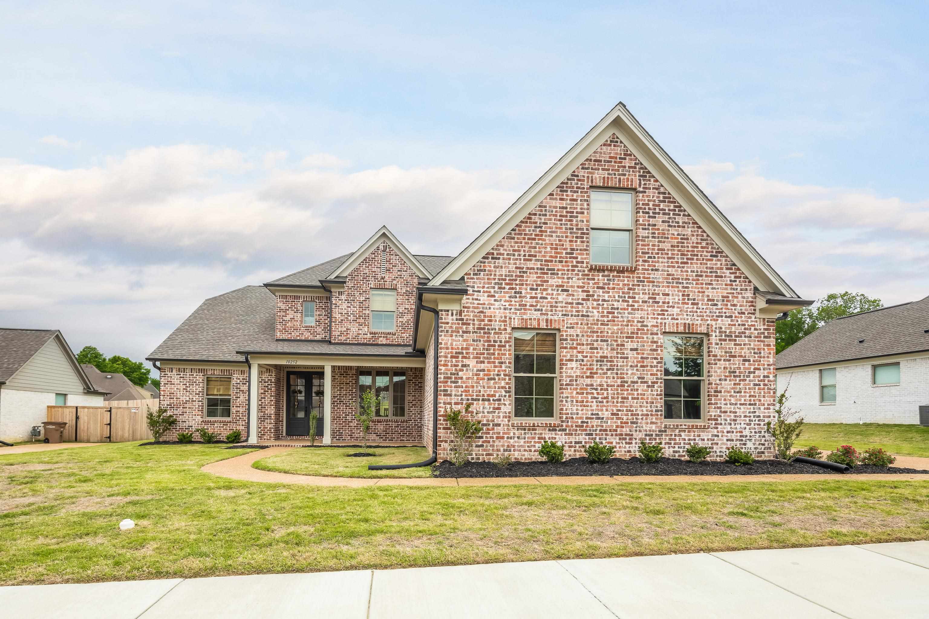 10252 Gray Heron Dr — photo