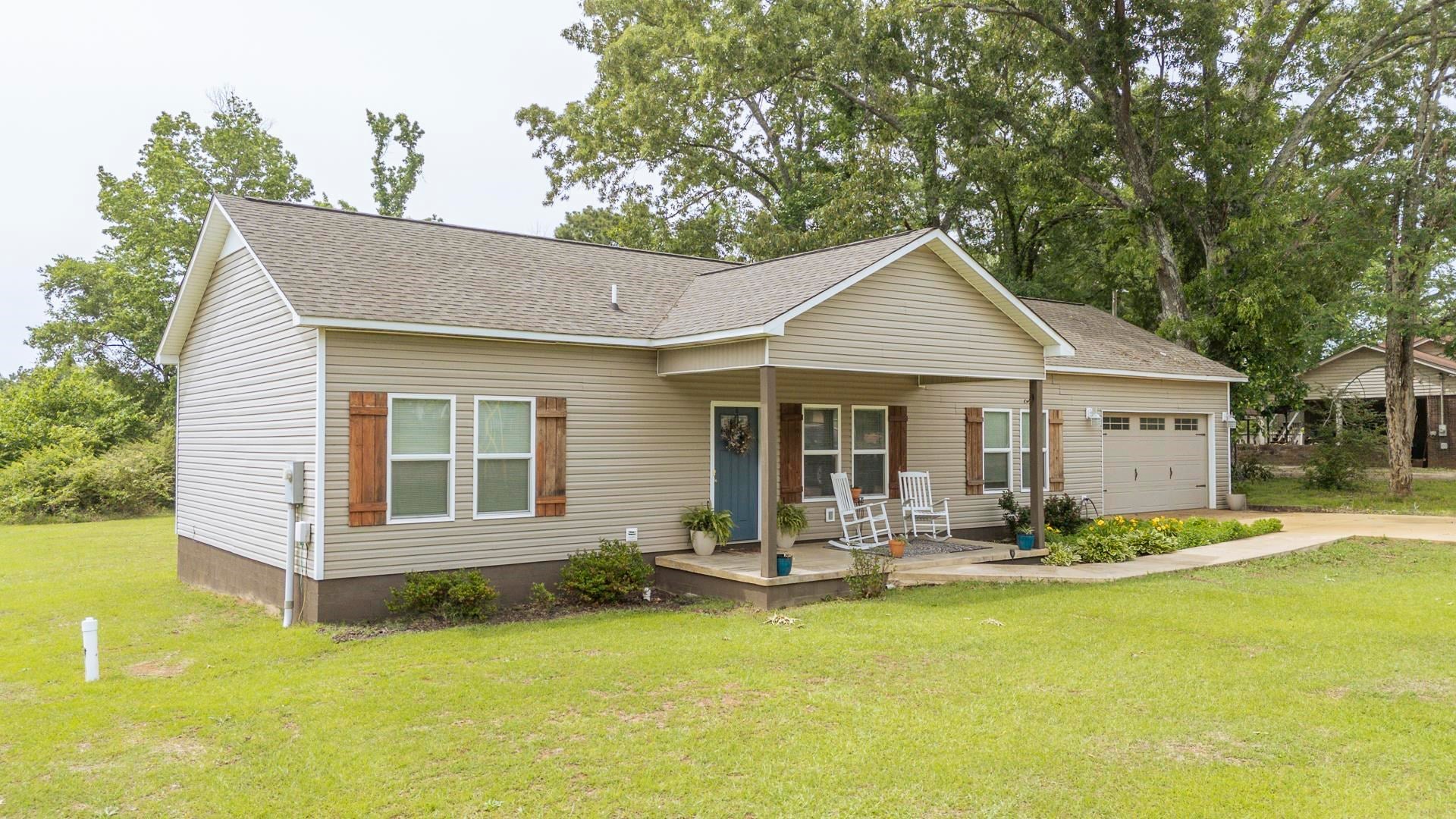 525 Patterson Rd — photo