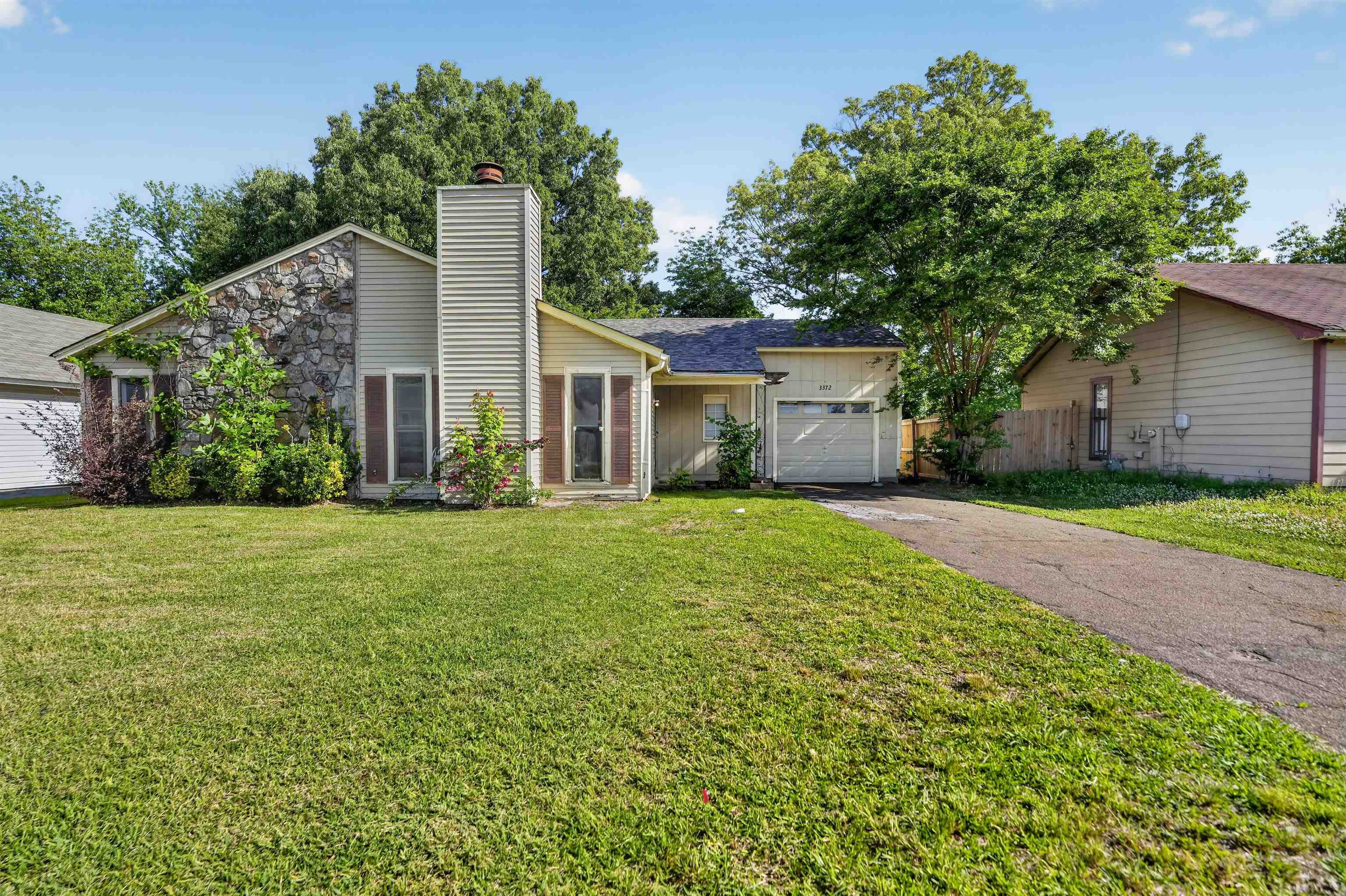 3372 Spring Shadow Dr — photo