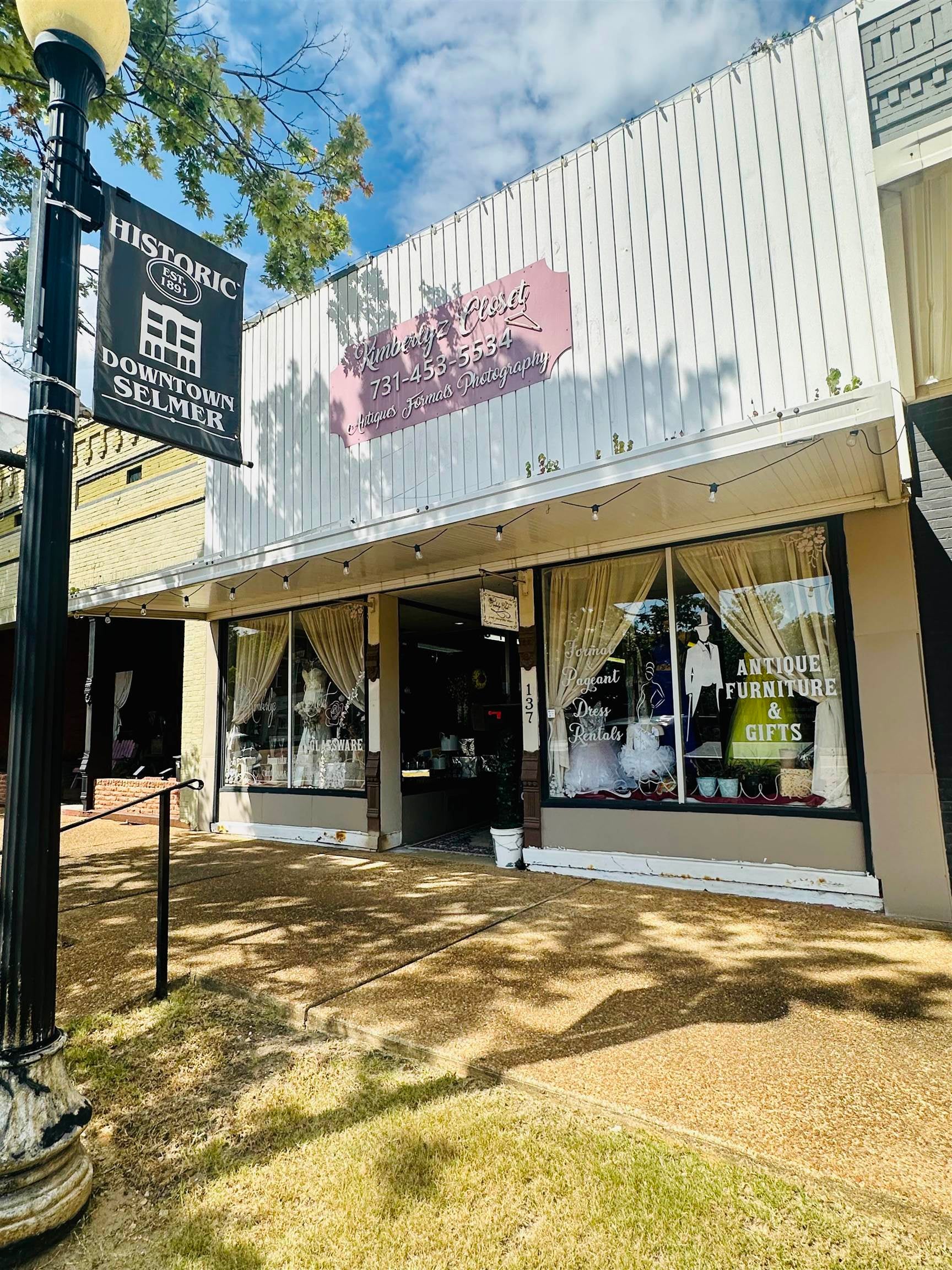 137 W Court Ave — photo