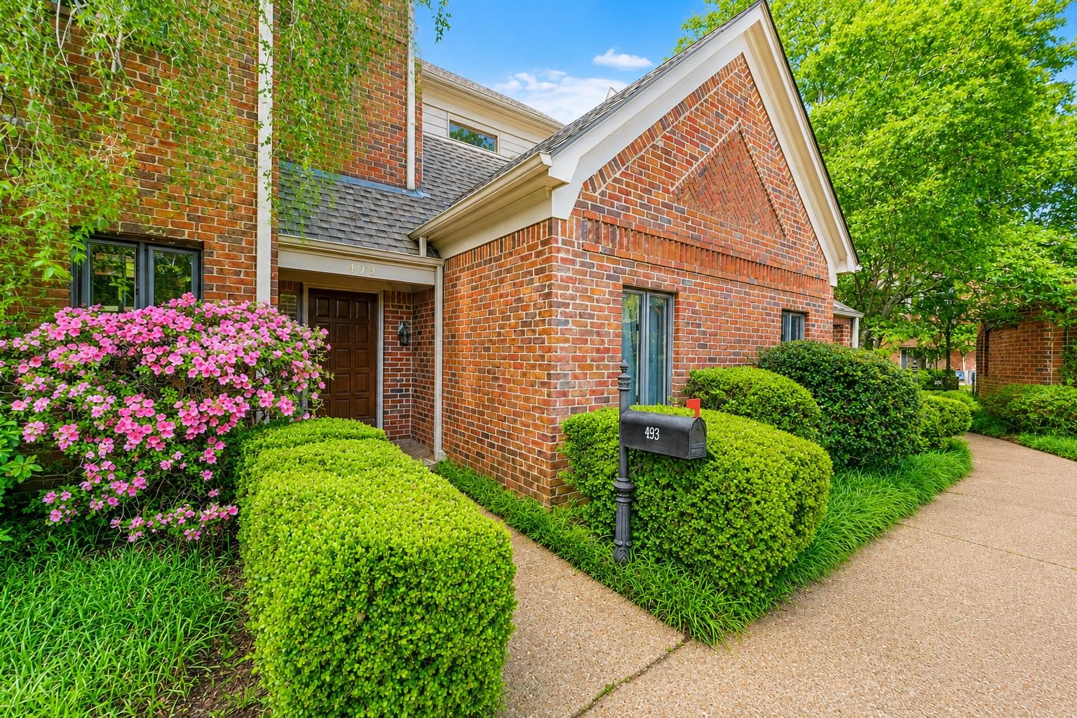 493 E Racquet Club Pl — photo