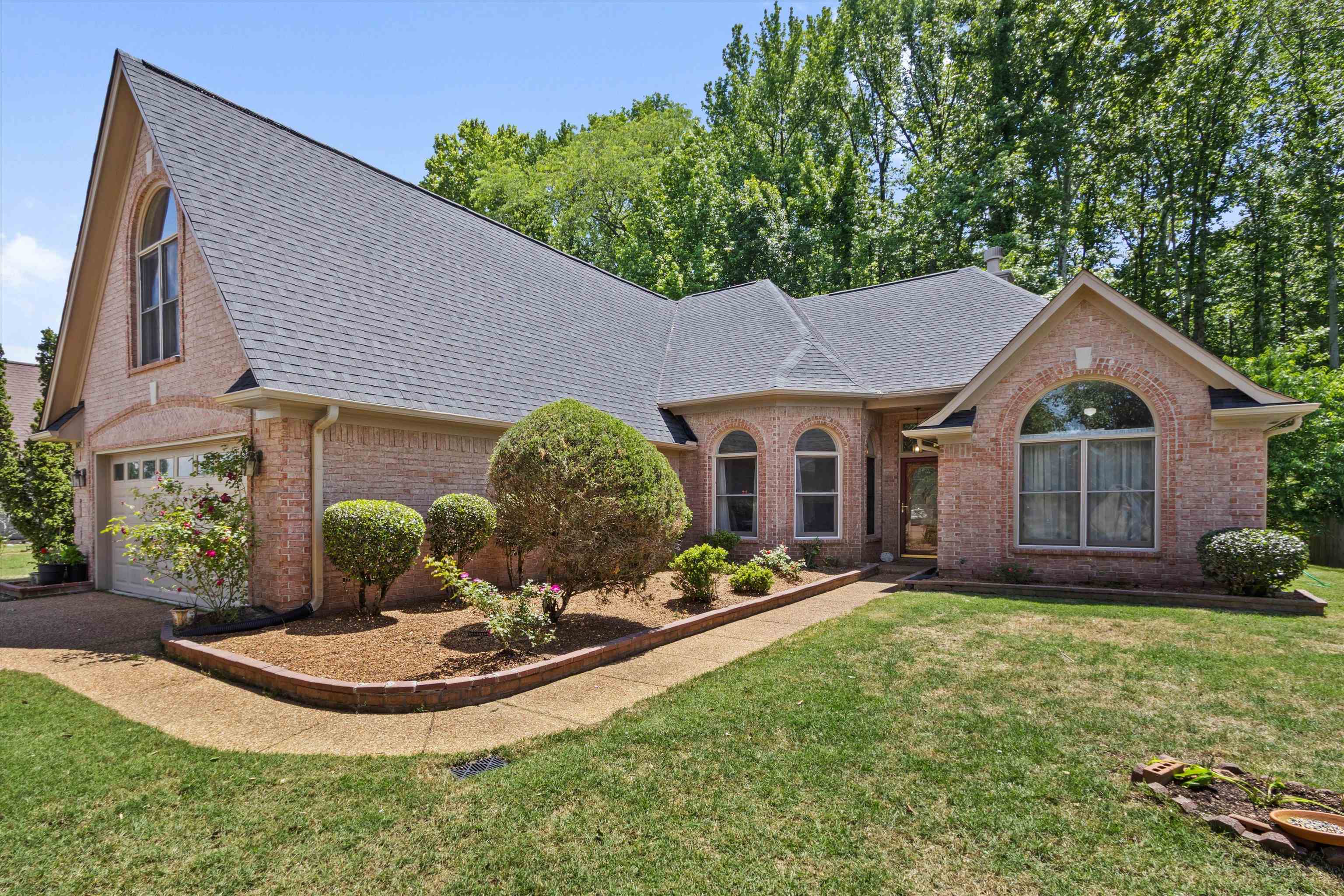 10475 Juneau Way — photo