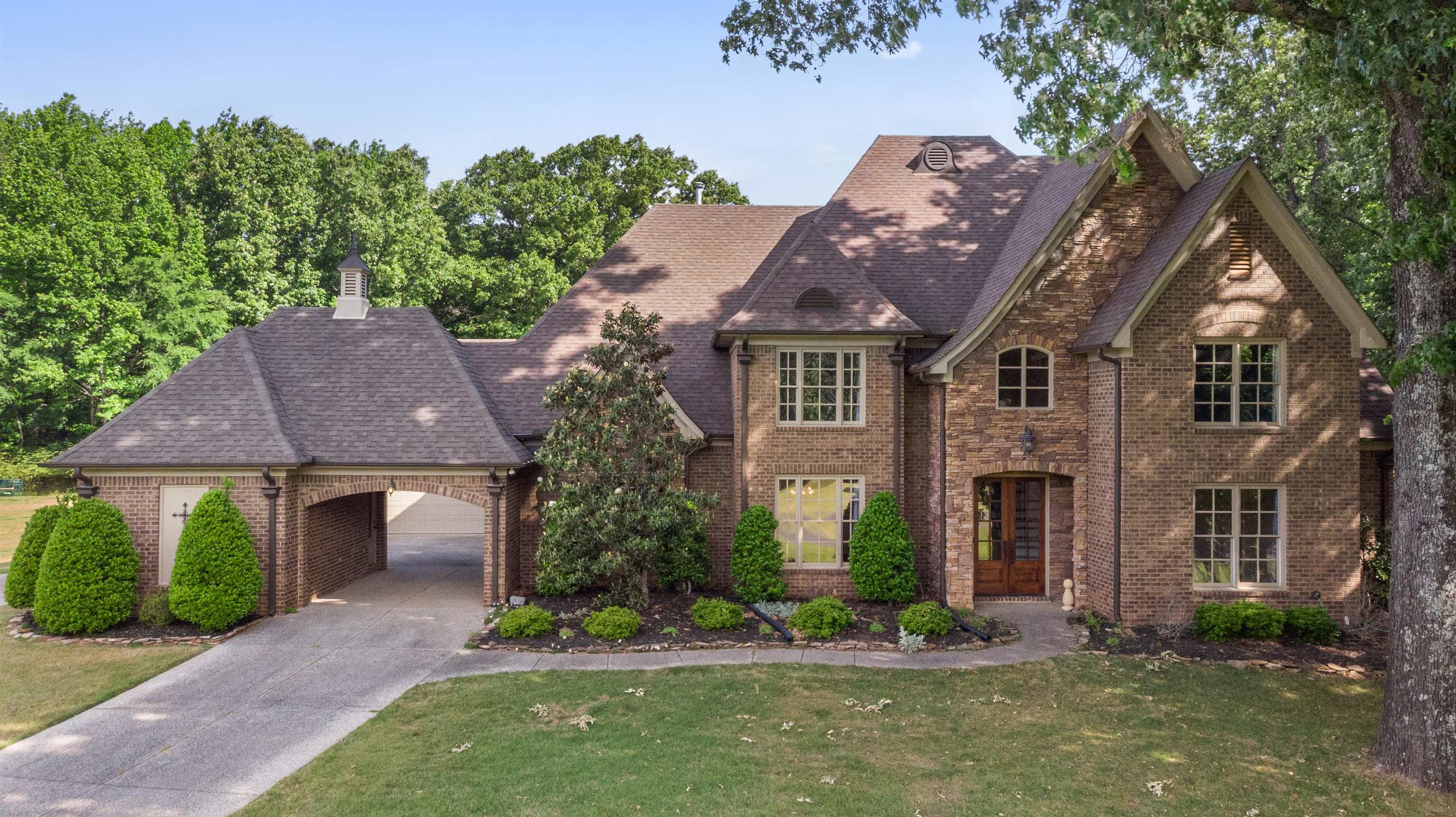 10510 Bentbrooke Dr — photo