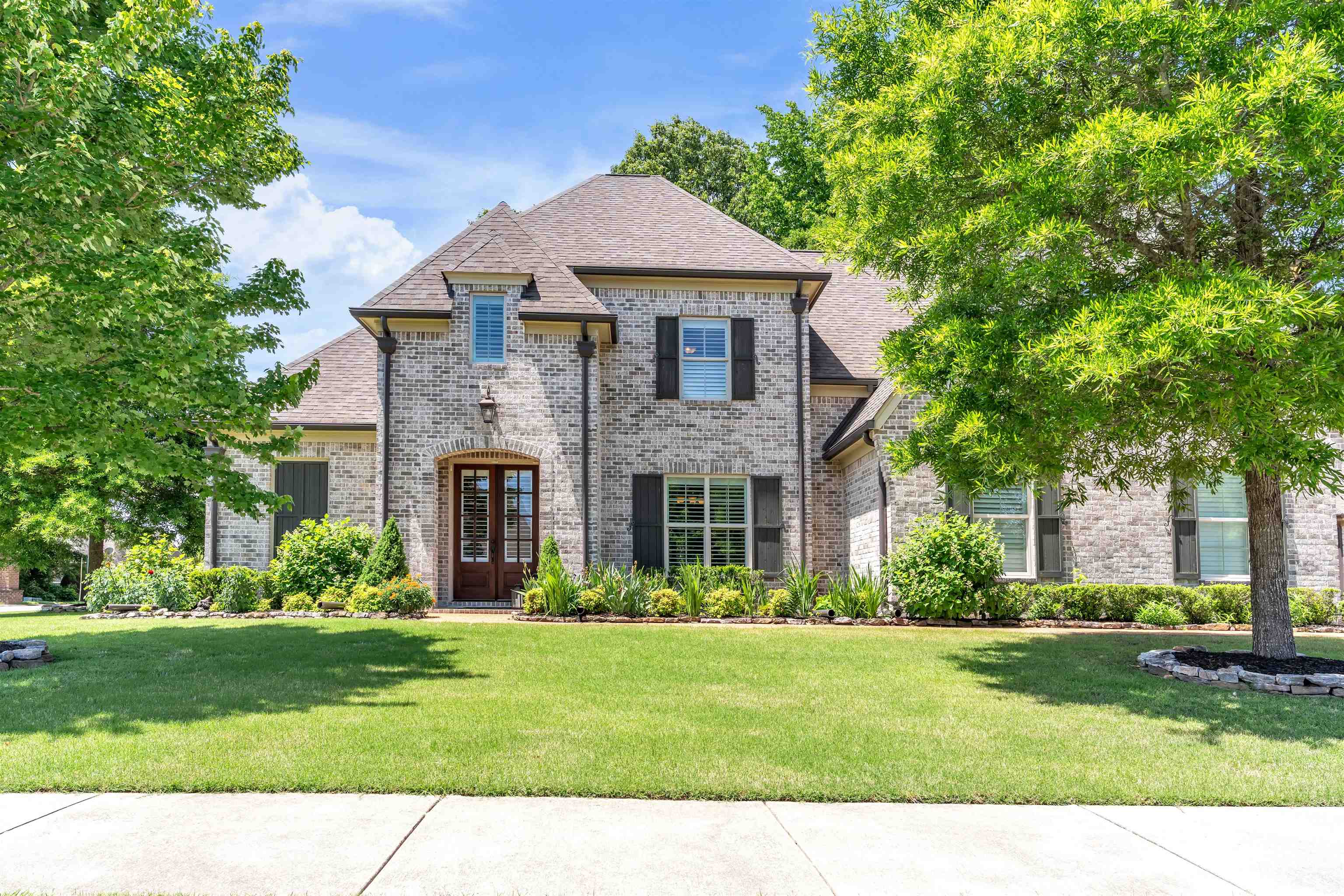 255 Saunders Creek Cir — photo