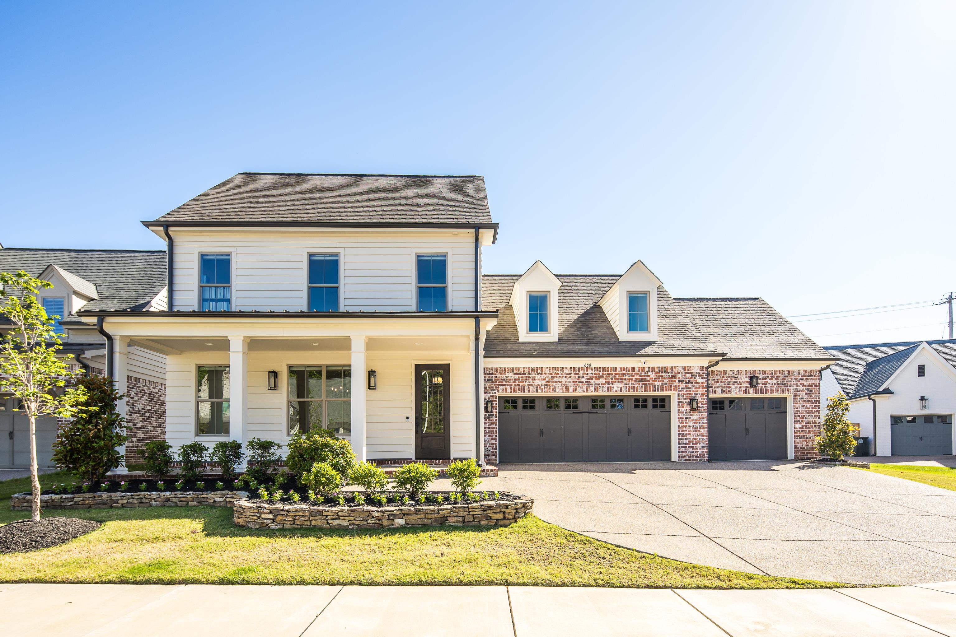 888 Cypress Vine CV — photo