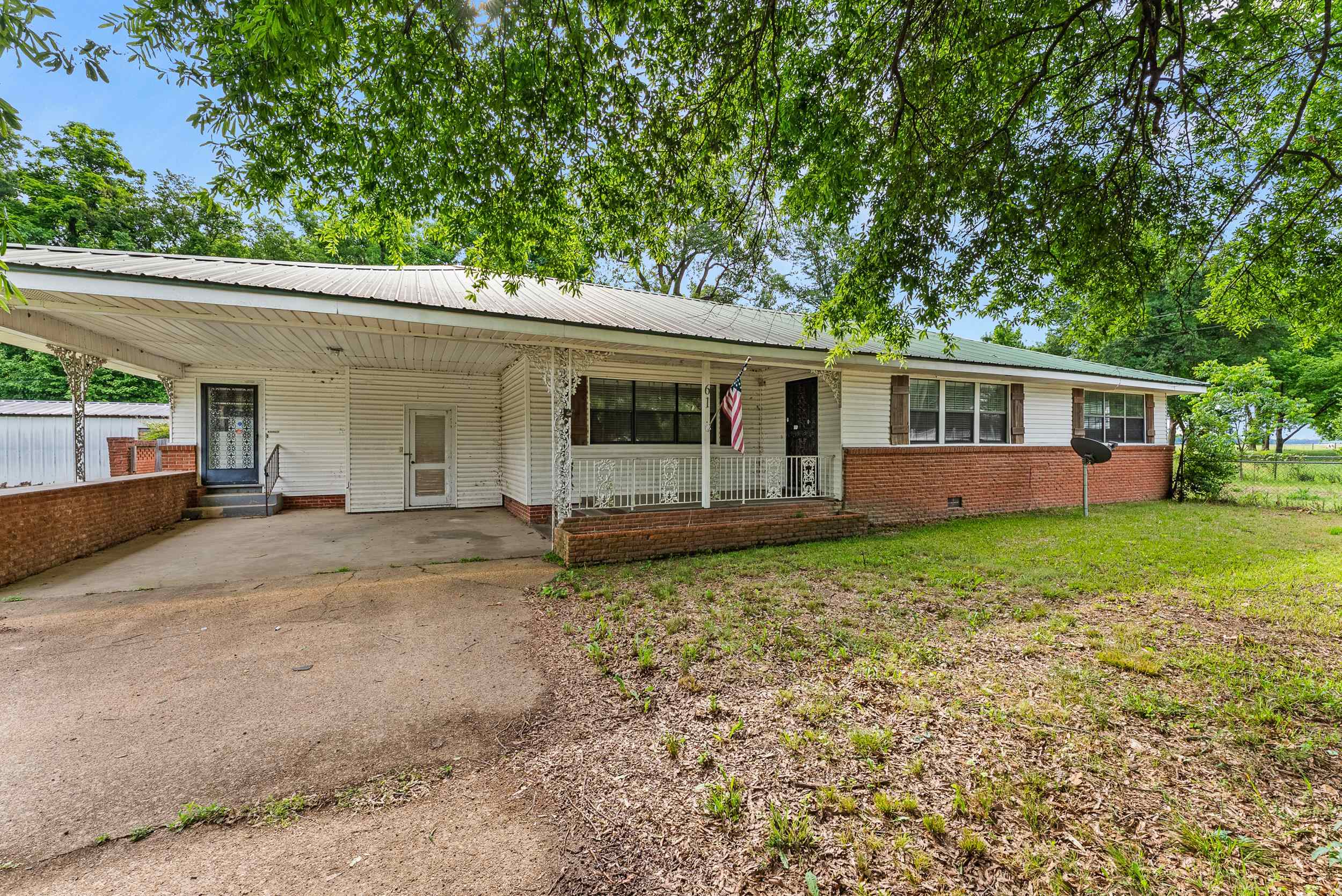 61 Bridge Rd, Other, MS 38617