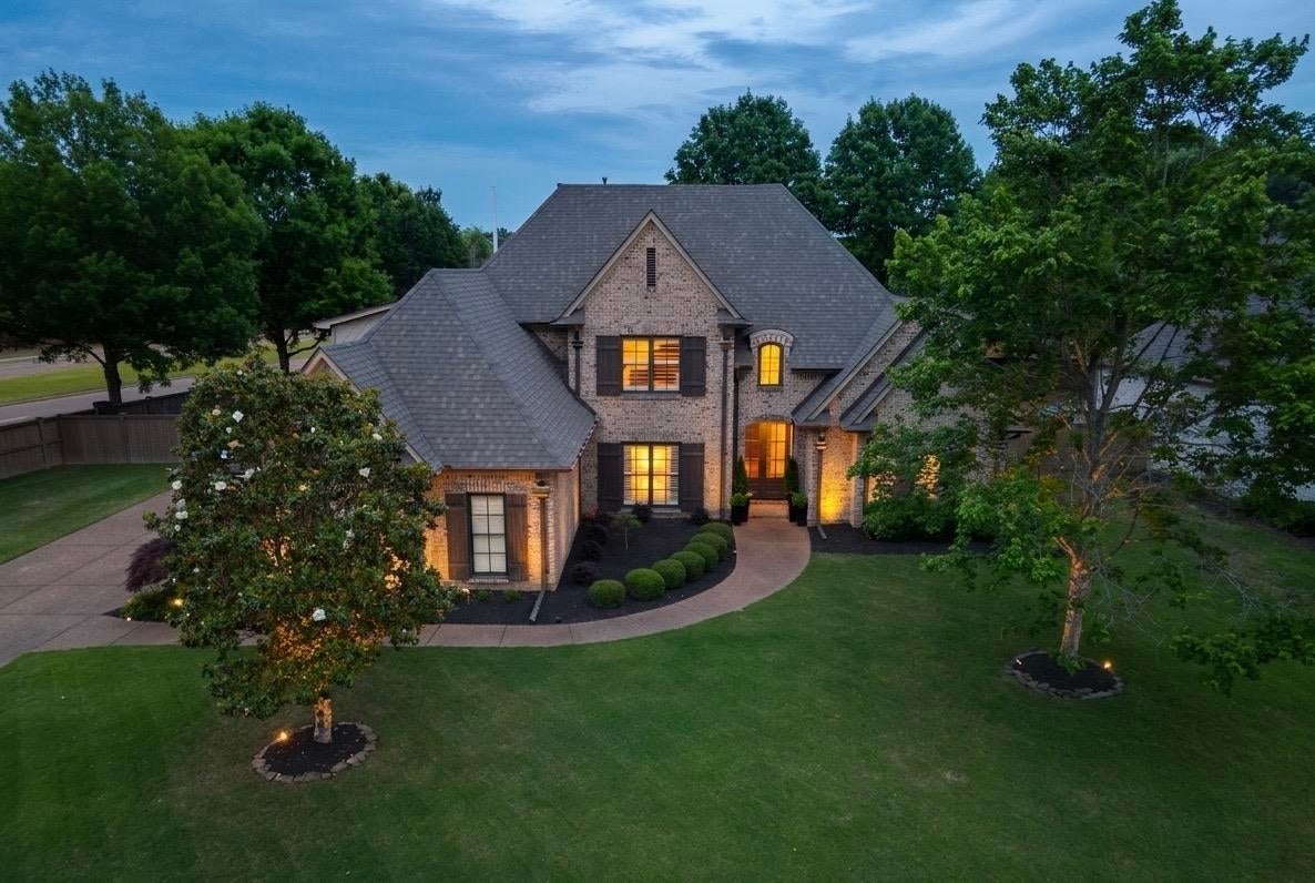 1644 Brackenshire Ln — photo