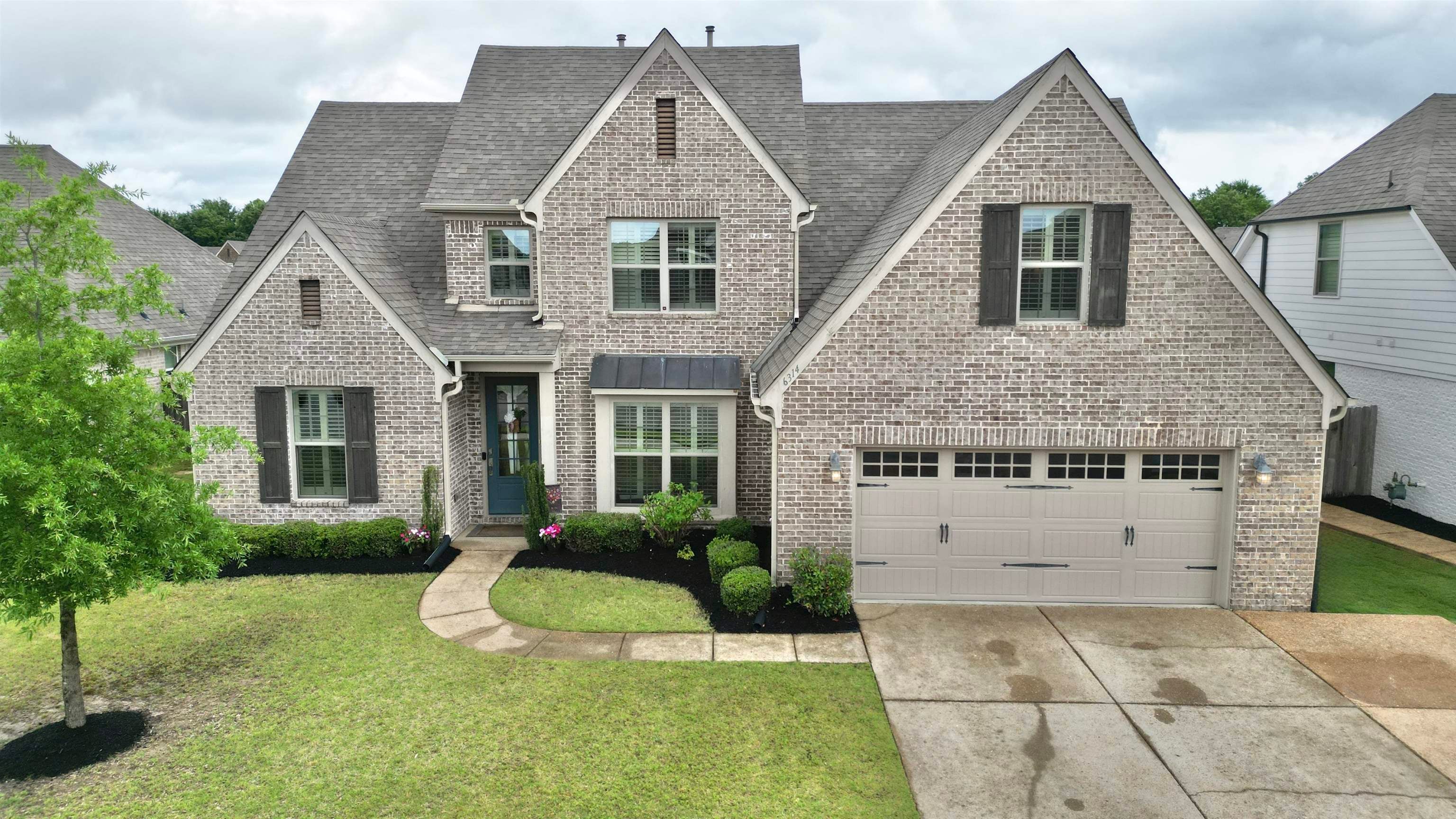 6314 Burren Way — photo