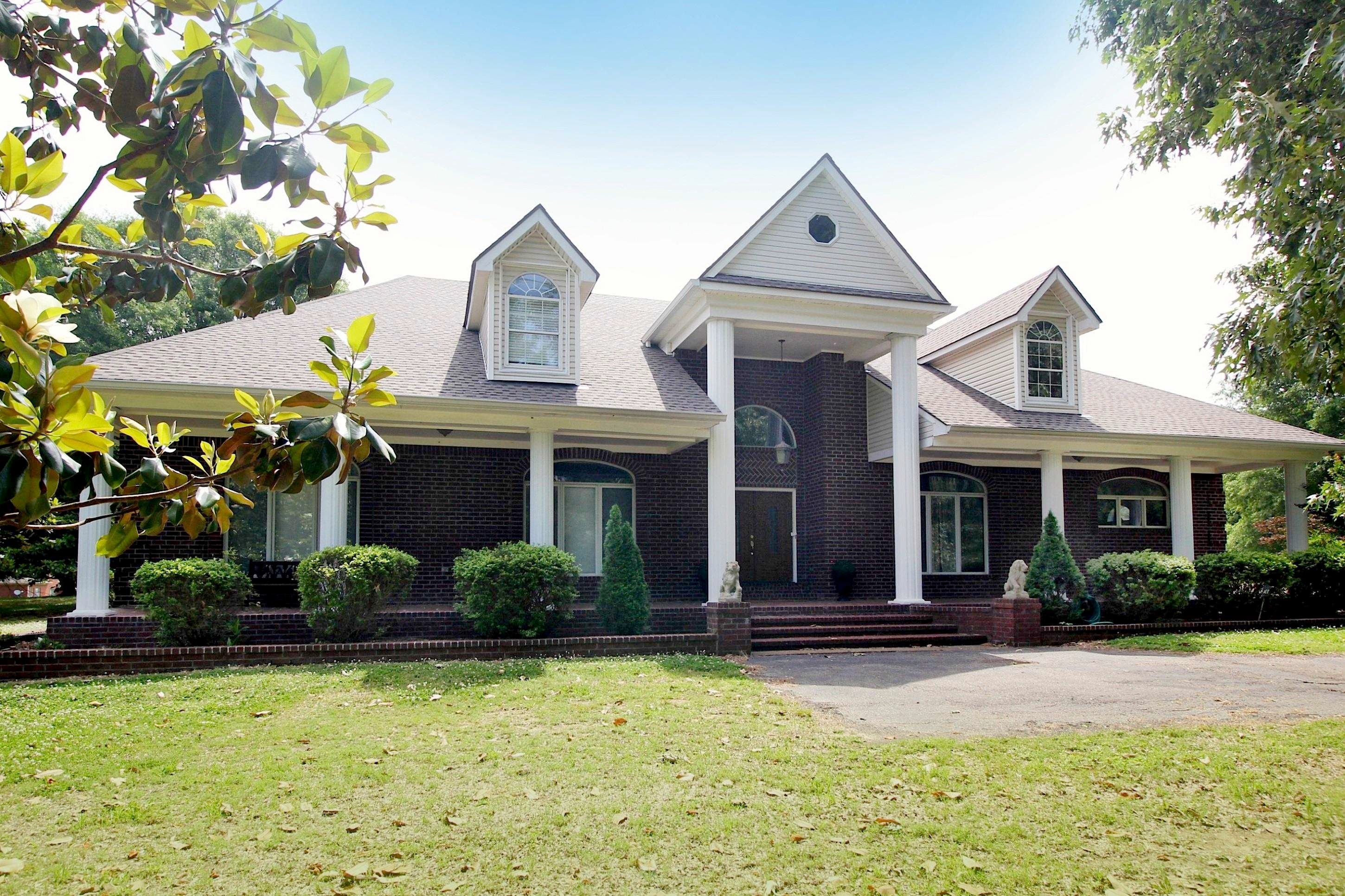 2550 N Reid-Hooker Rd — photo
