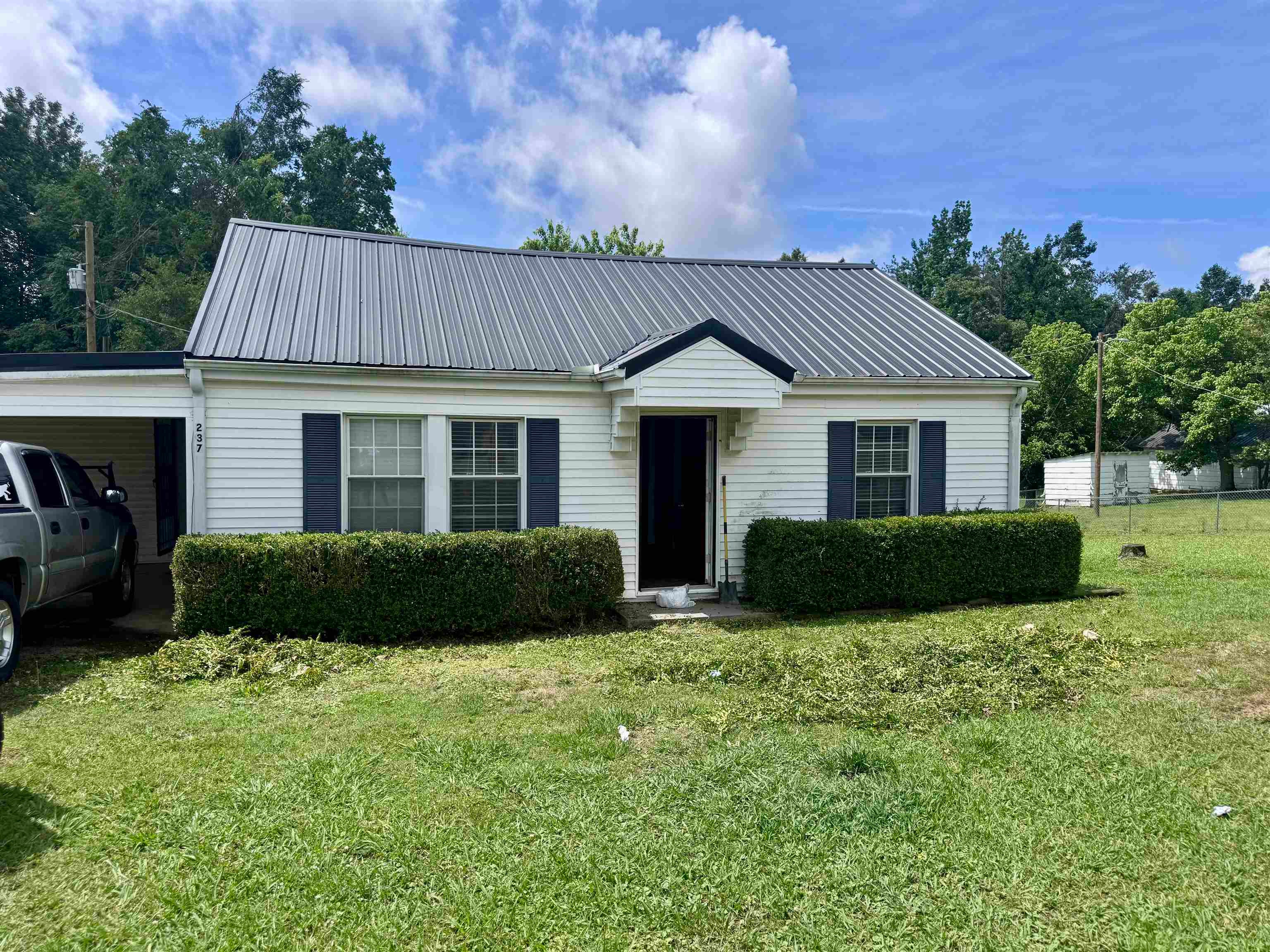 237 Old Shiloh Rd — photo