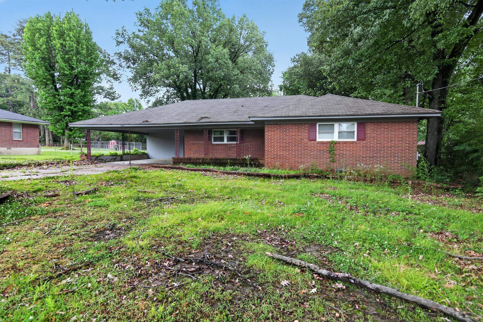 1403 Old Hickory Rd — photo
