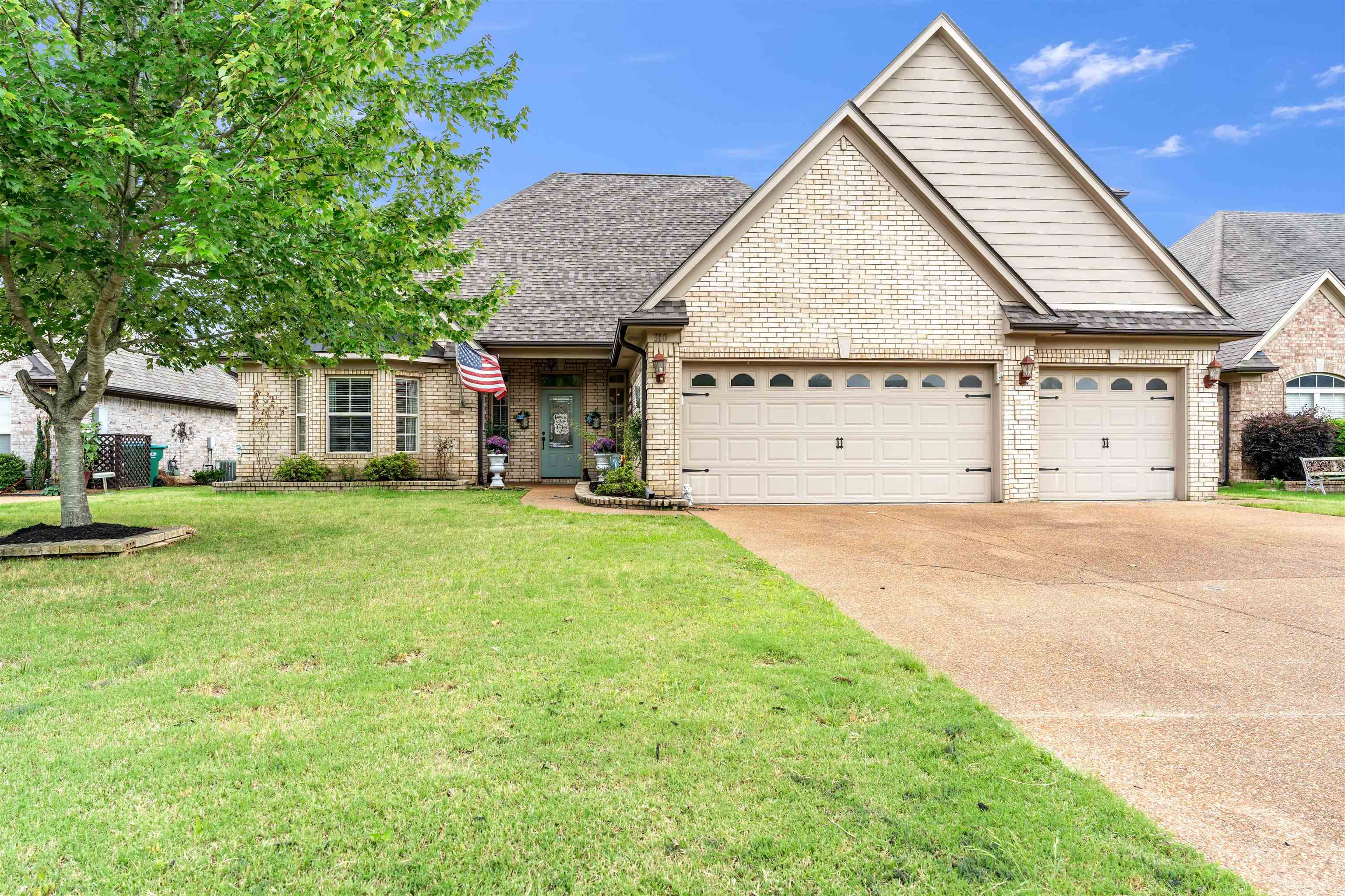 310 Whispering Meadows Dr — photo