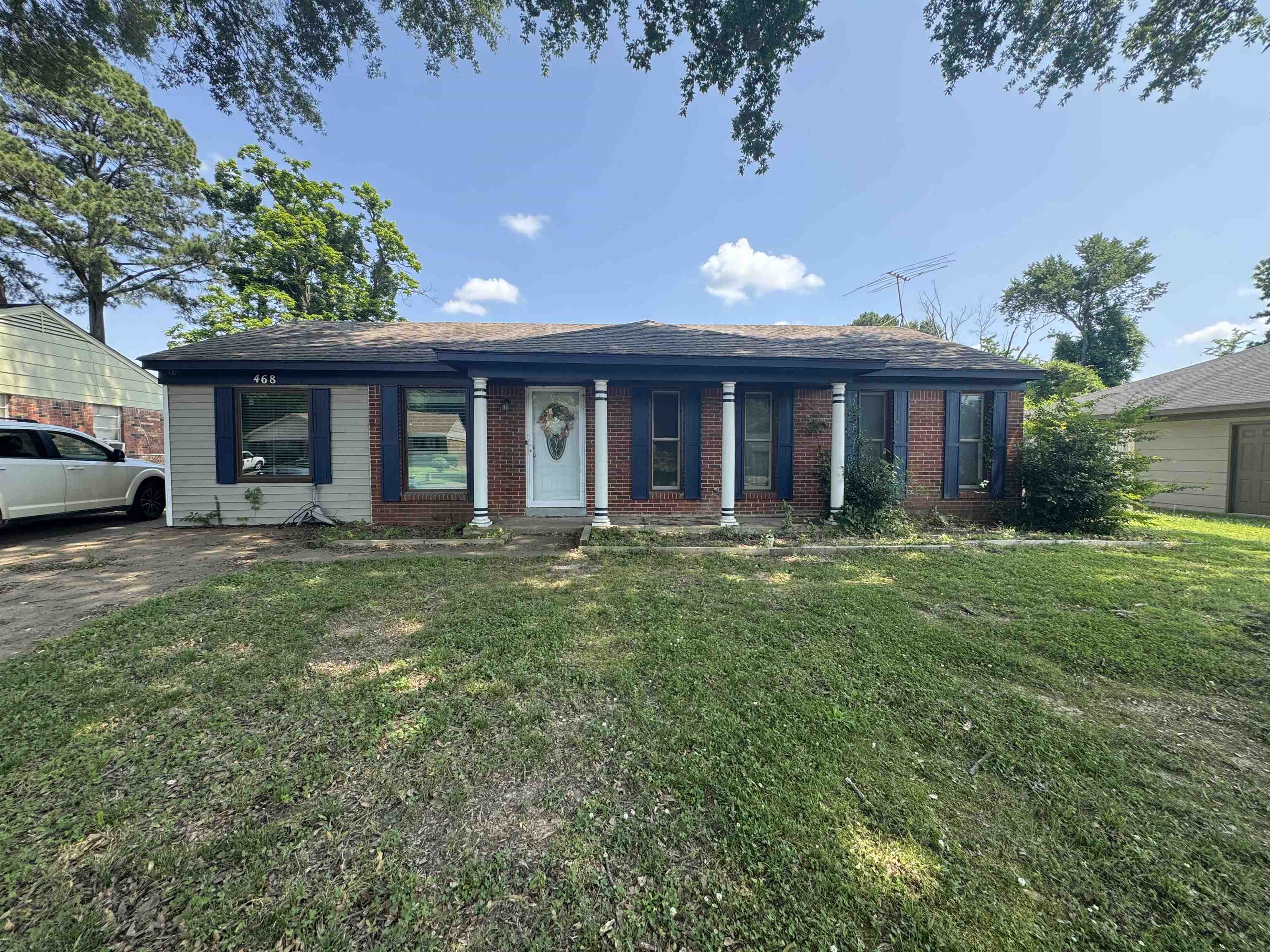 468 Braycliff Dr — photo
