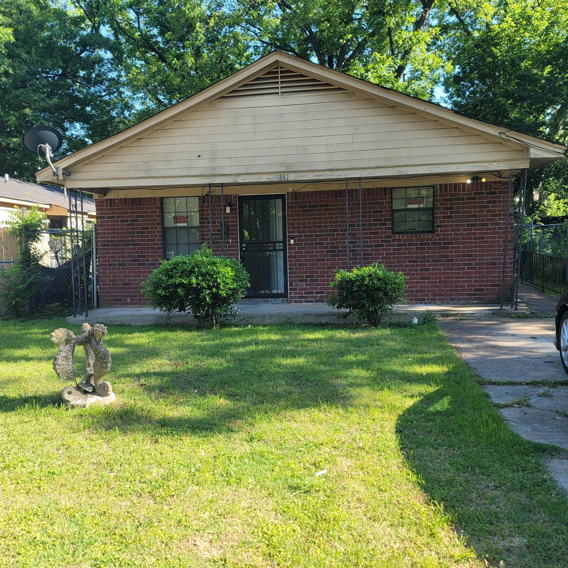 2331 Dexter Ave — photo
