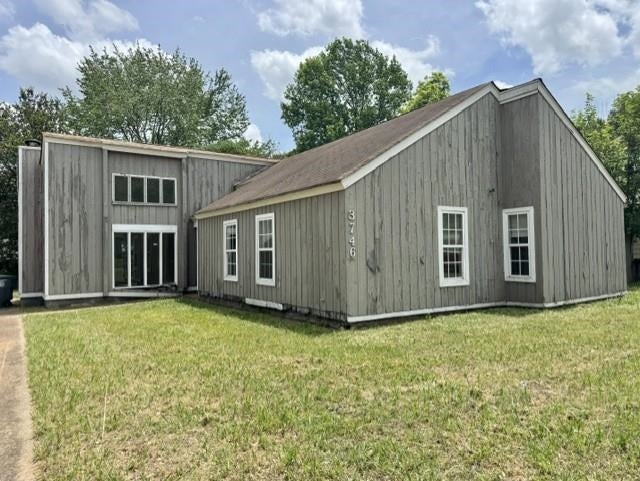 3746 Clarke Rd — photo