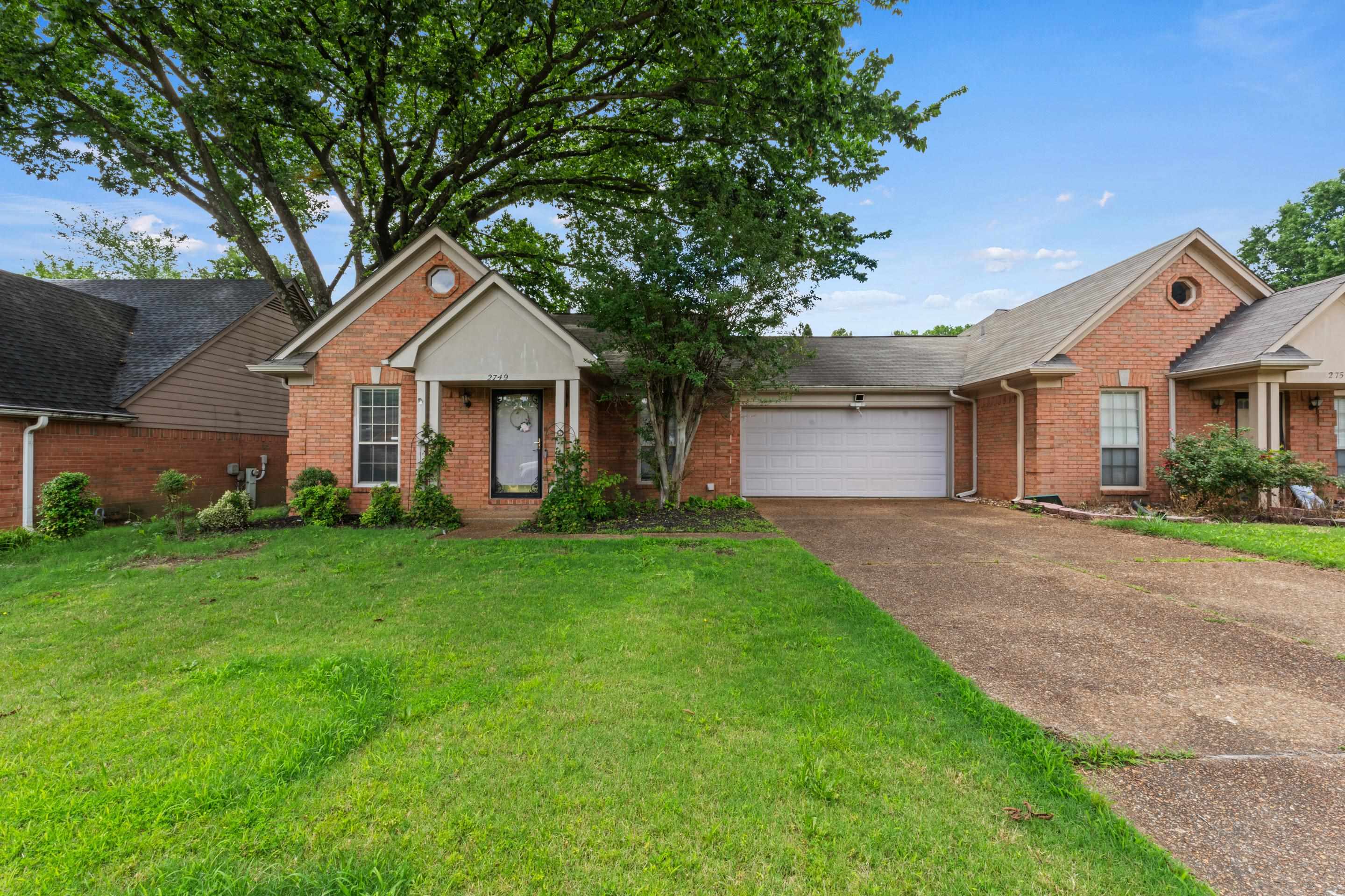 2749 Colonial Towers Dr — photo