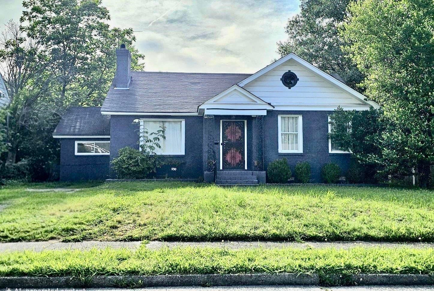 930 East Dr — photo