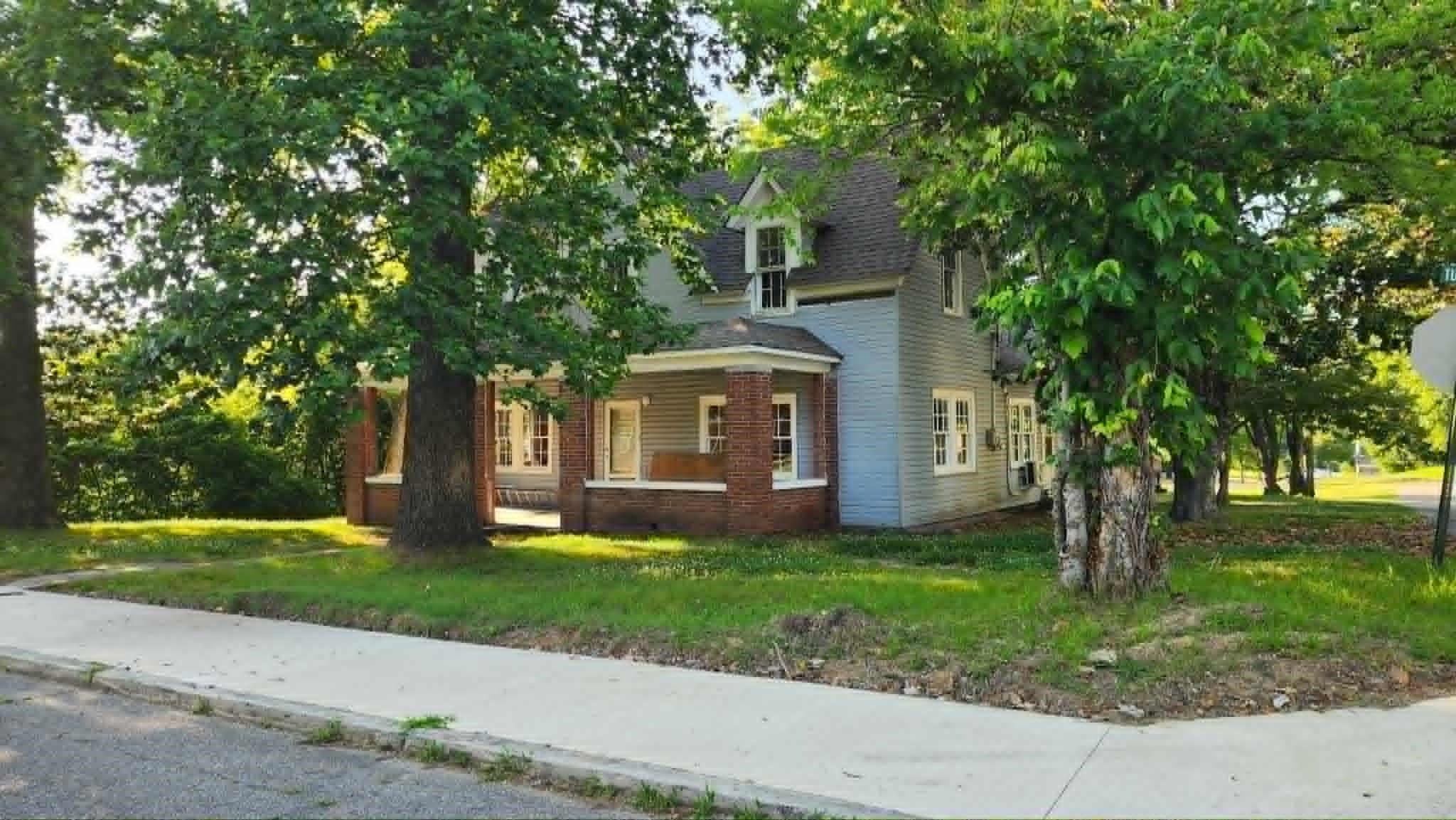 179 Tucker Ave — photo