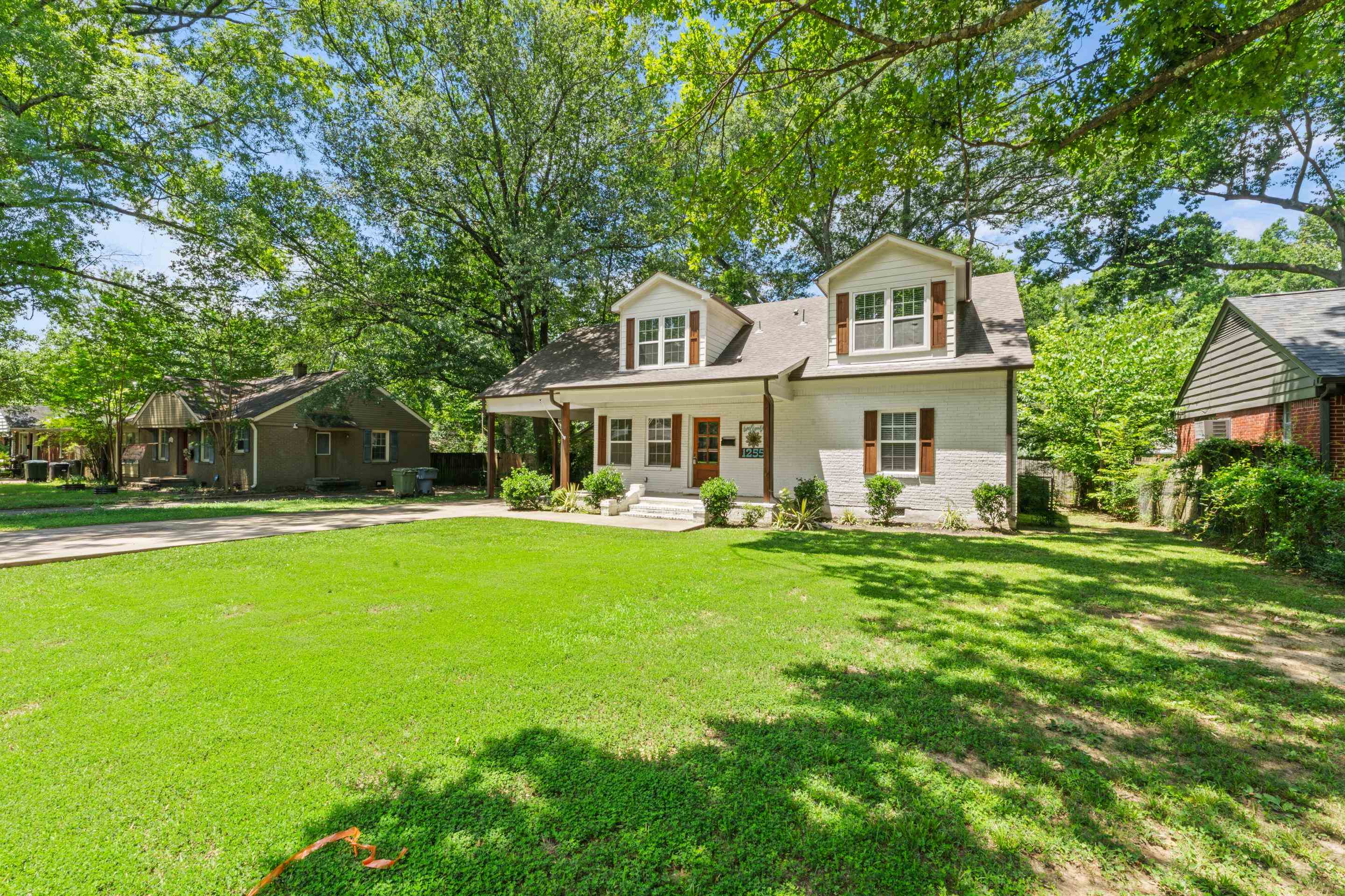 1255 Colonial Rd, Memphis, TN 38117 — photo 2