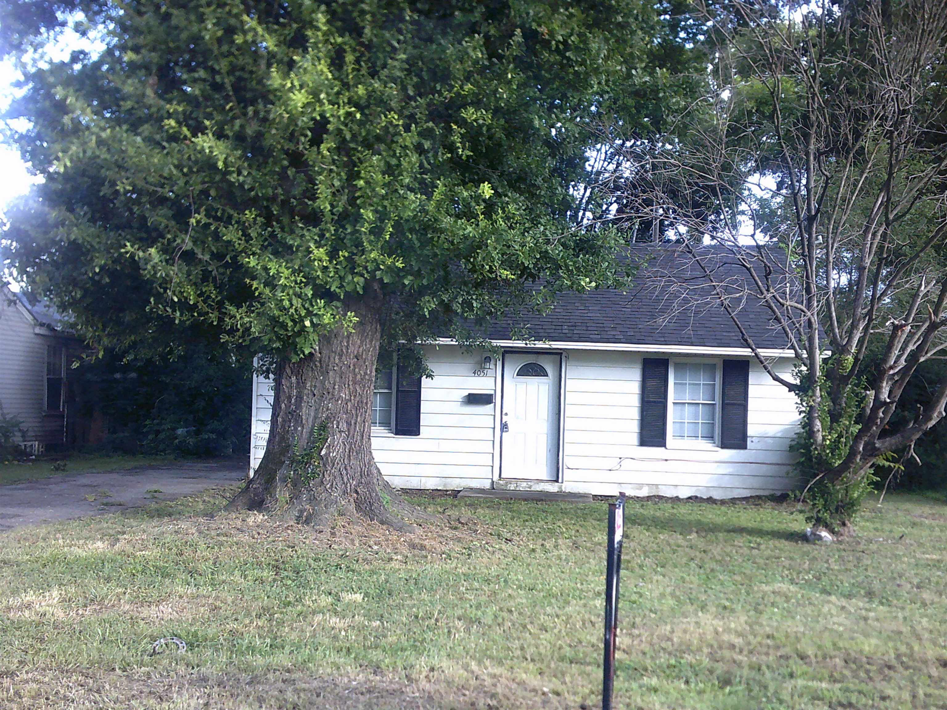 4051 Chelsea Ave — photo