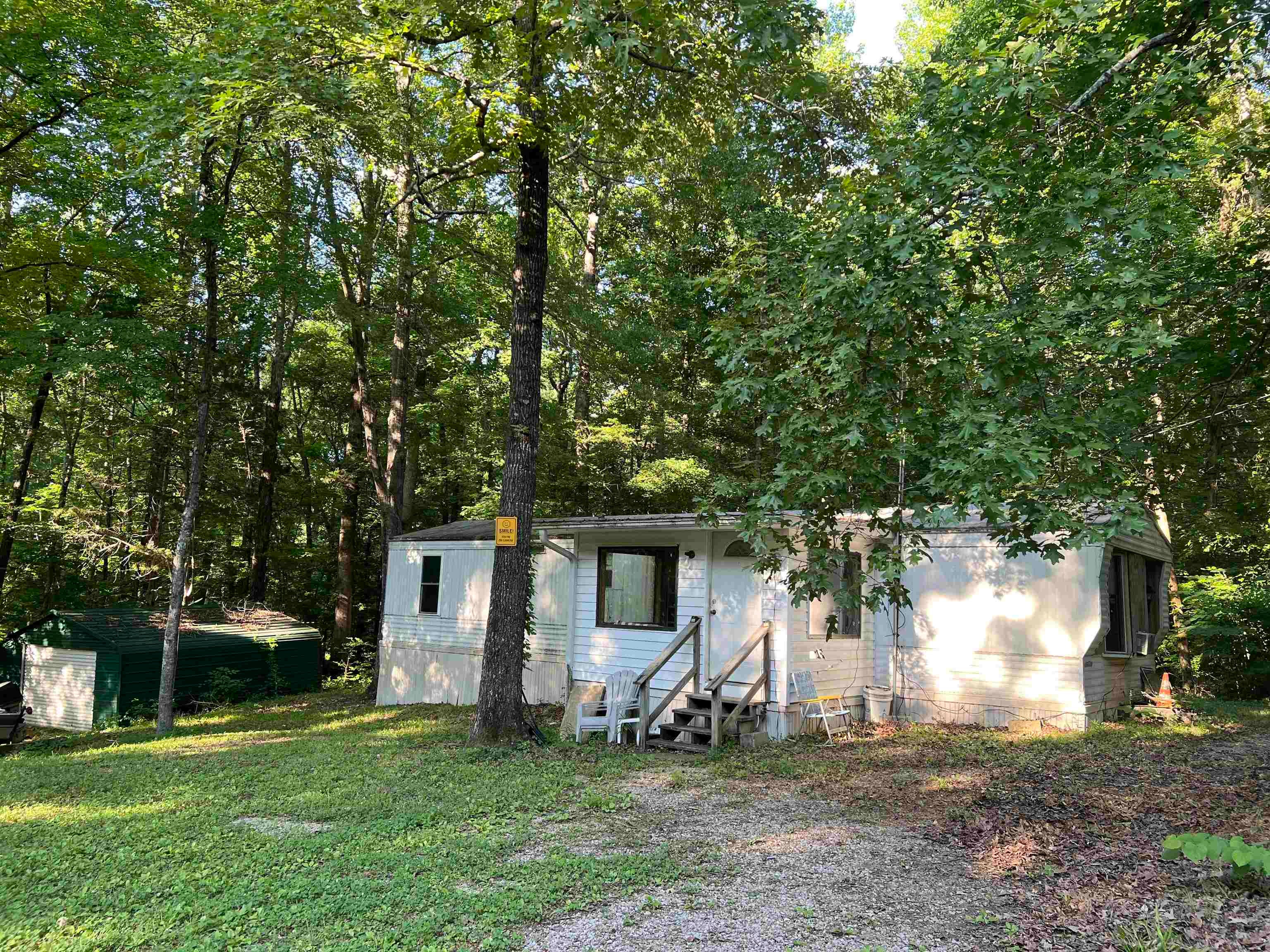 1520 Cherokee Dr — photo