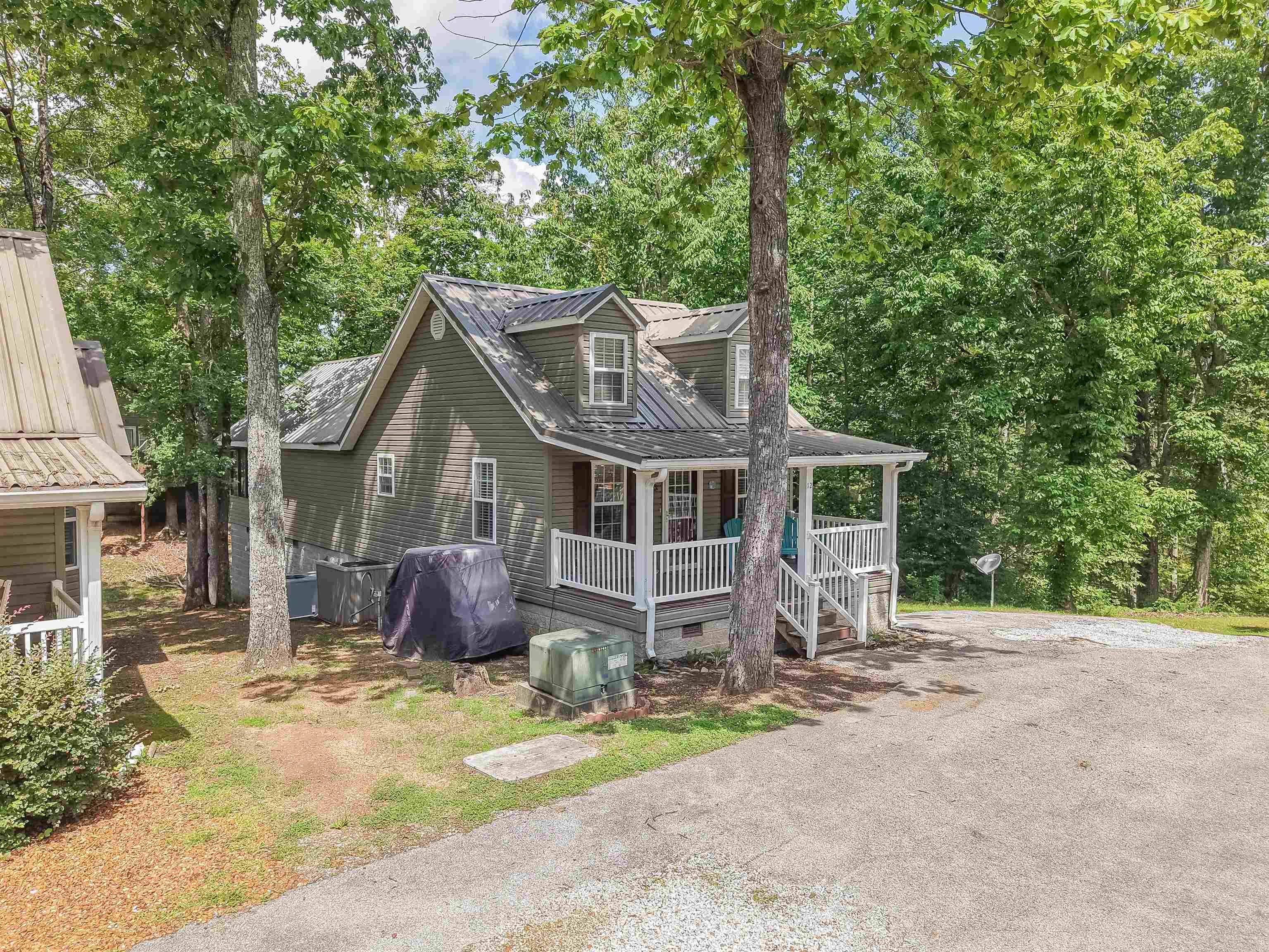 12 Tyson Trl — photo