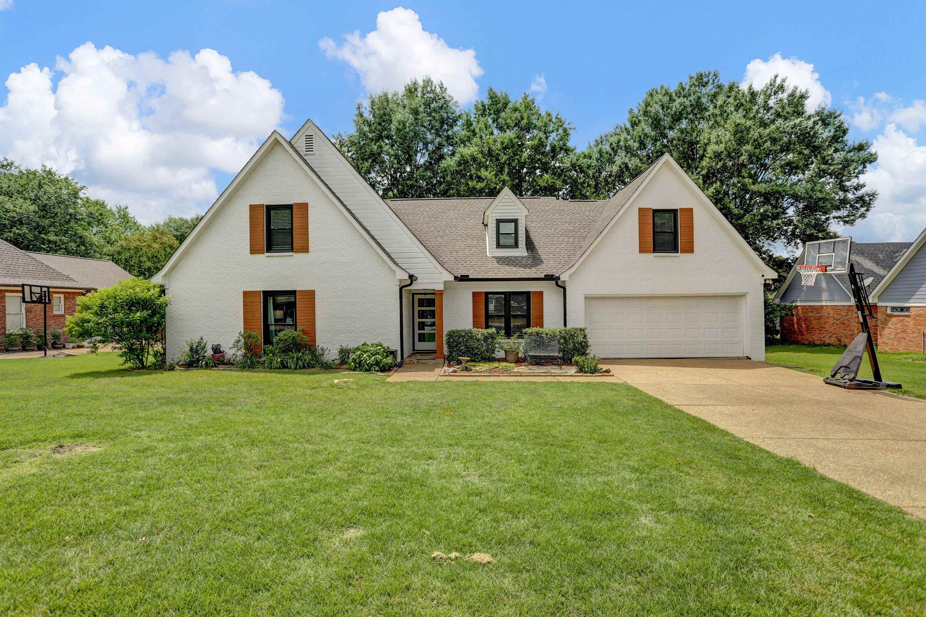 681 Whittenburg Dr — photo