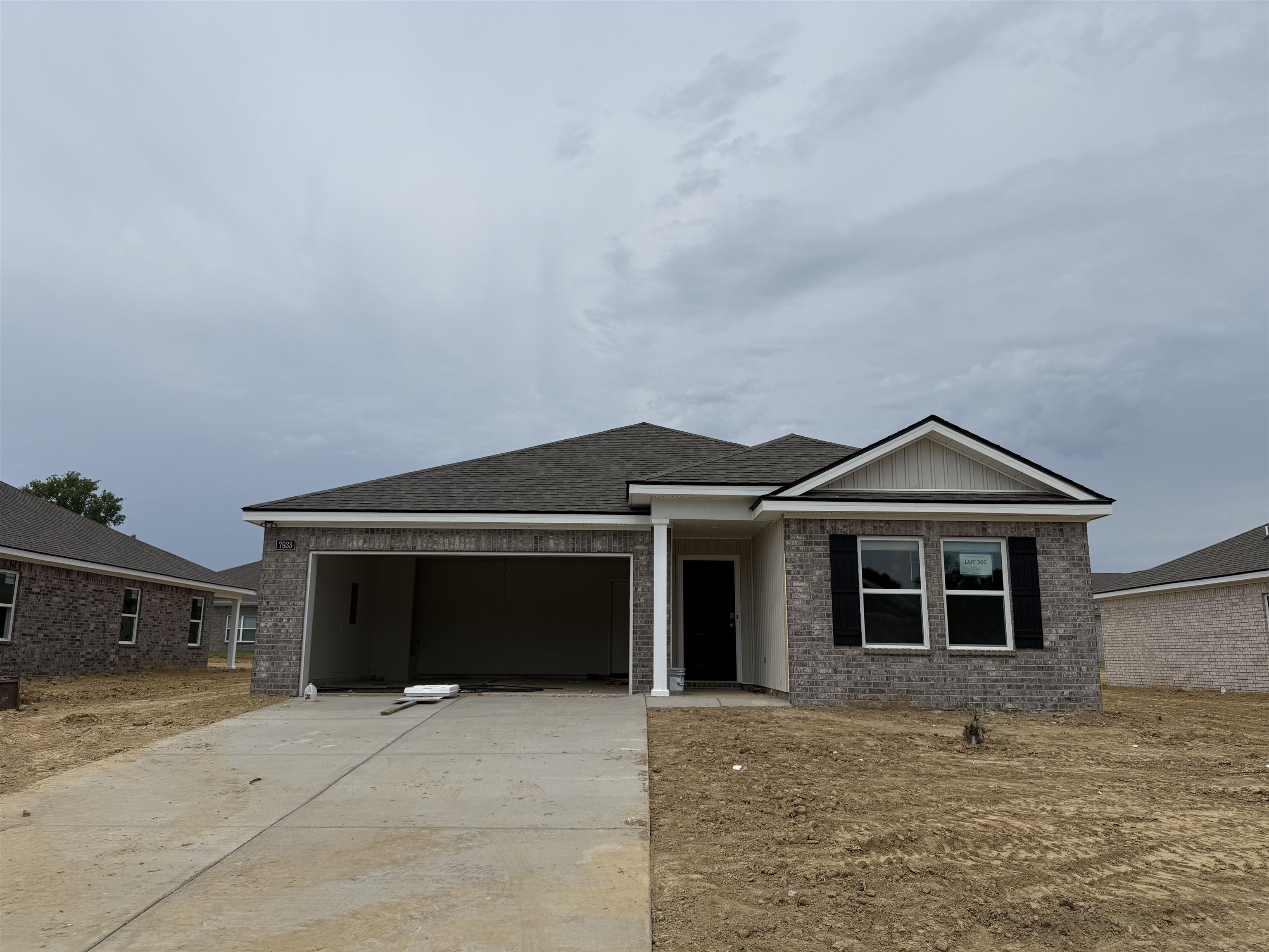 7933 Clove Pasture Dr E — photo