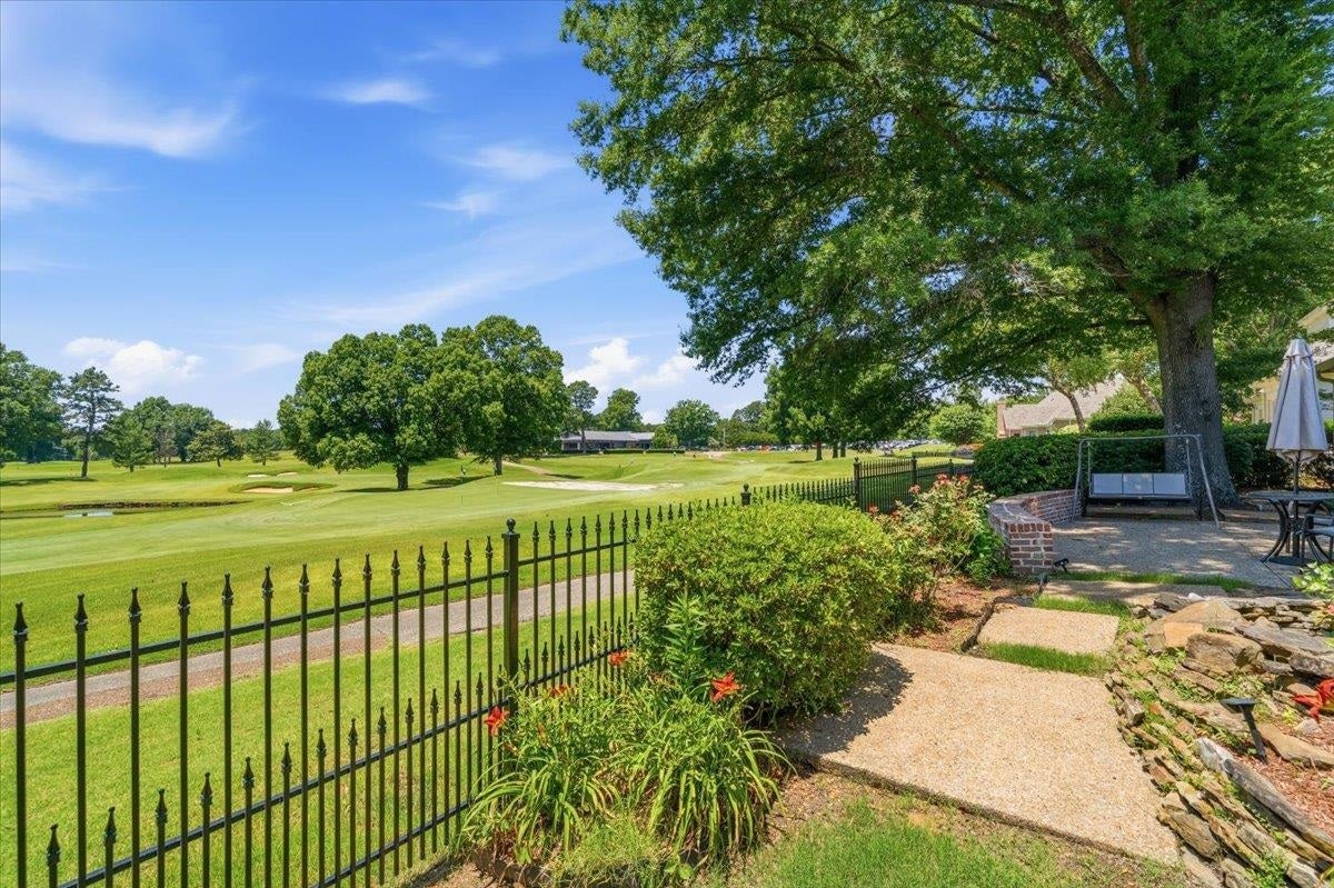 10211 Carnegie Club Dr — photo