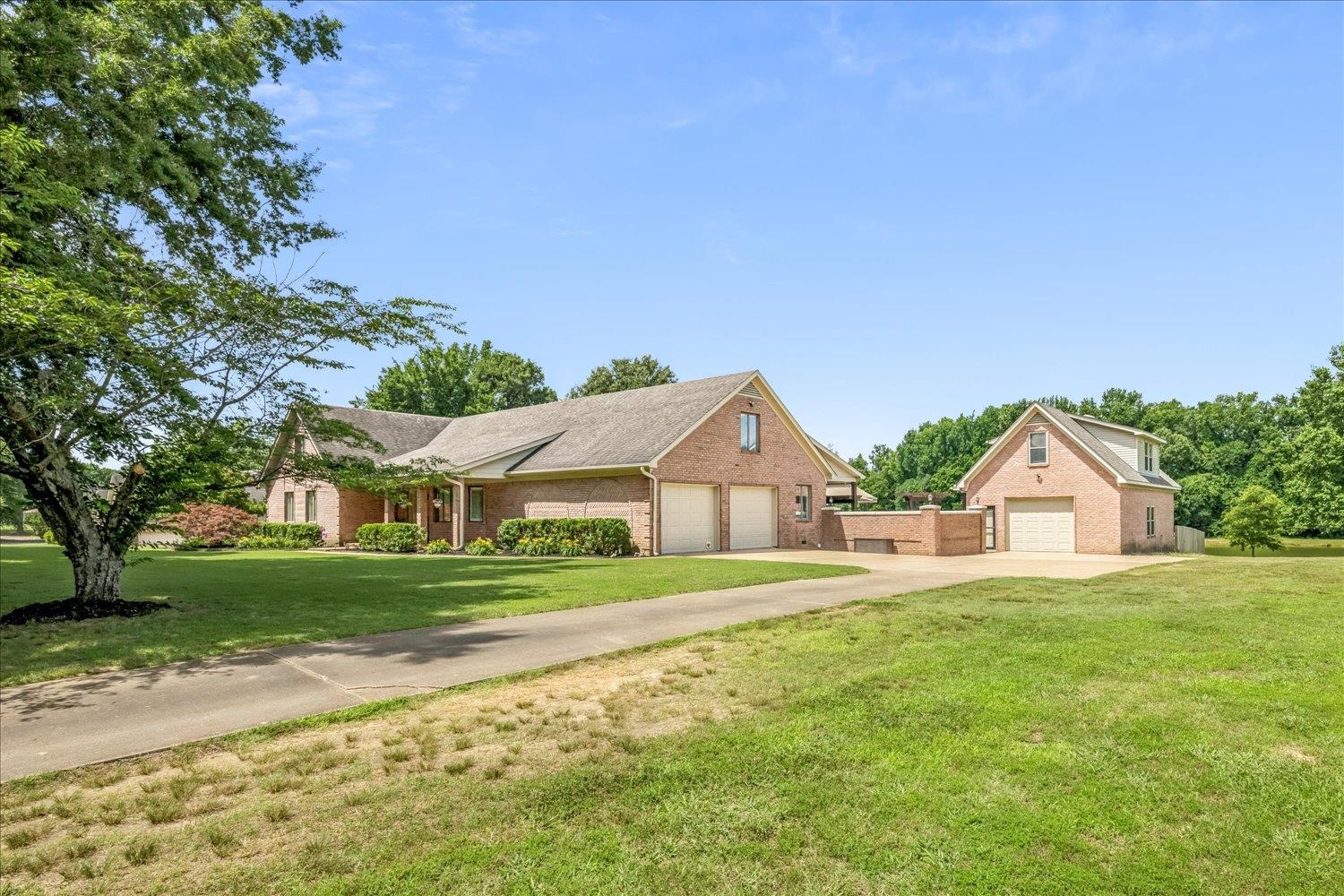 2439 George R James Rd, Eads, TN 38028 — photo 2