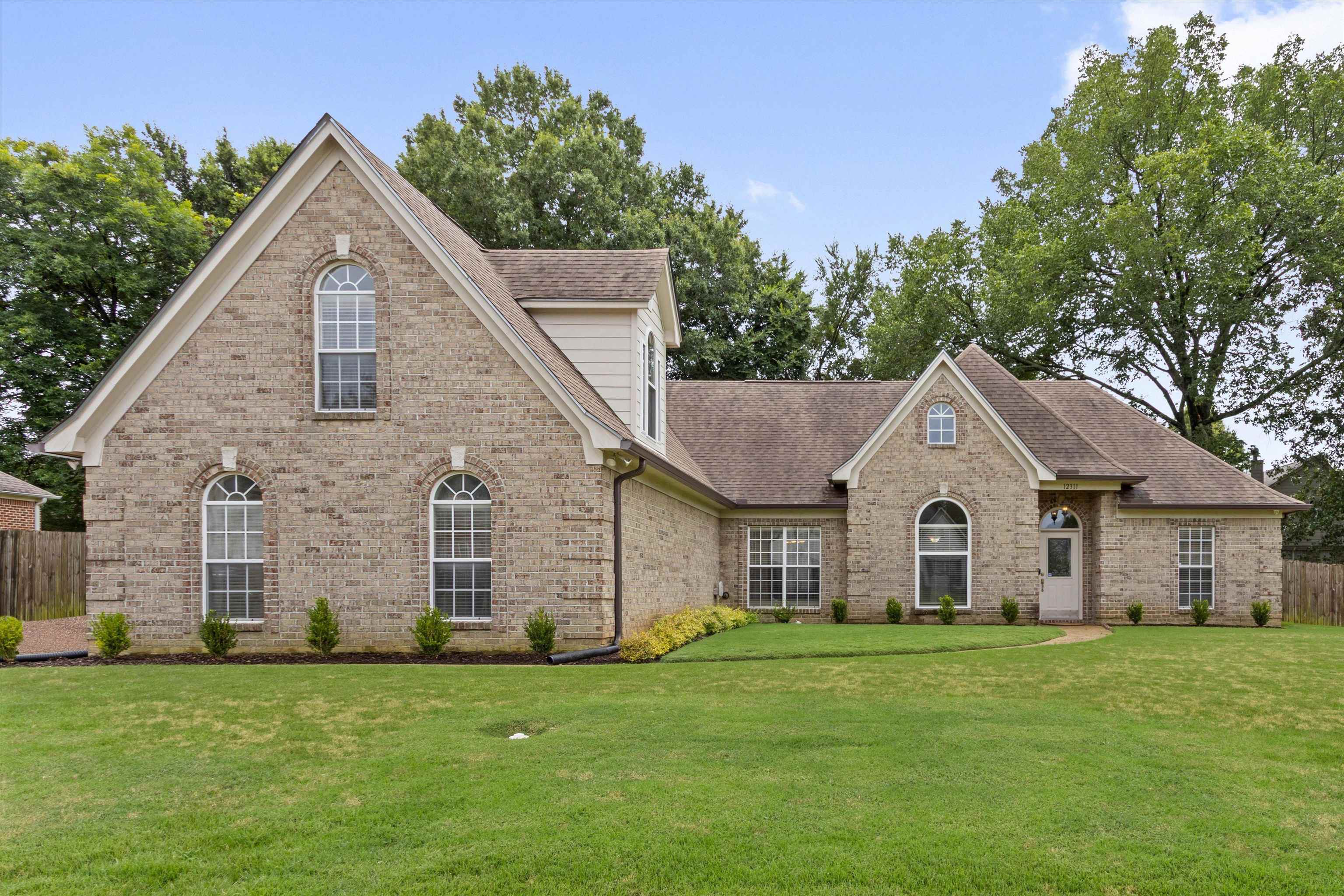12311 Afton Pl — photo
