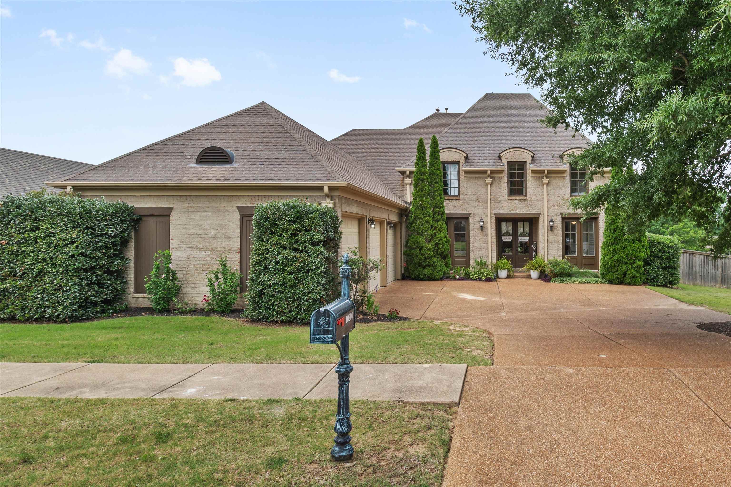 10200 Ivy Oak Dr — photo